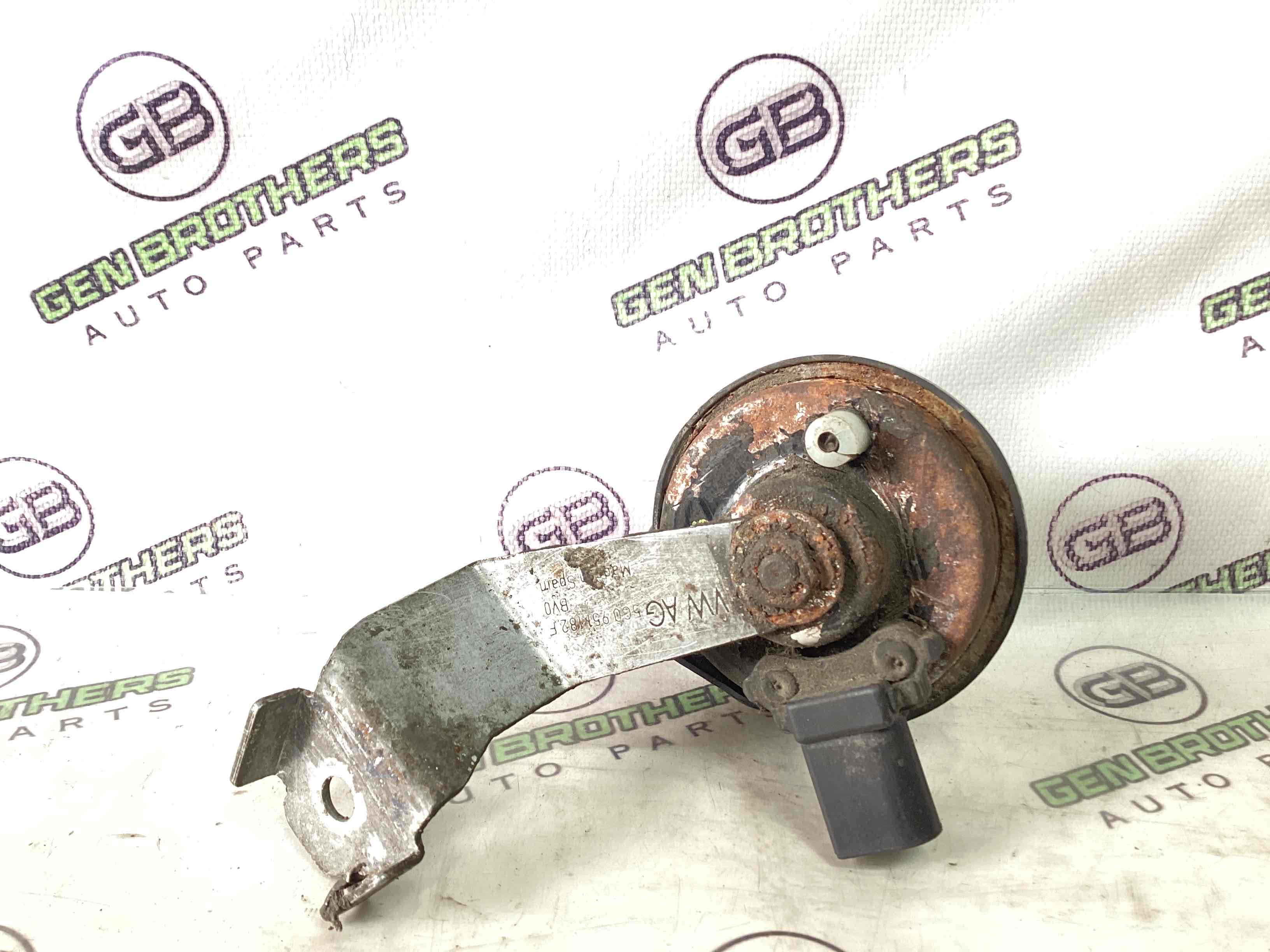 Сигнал клаксон