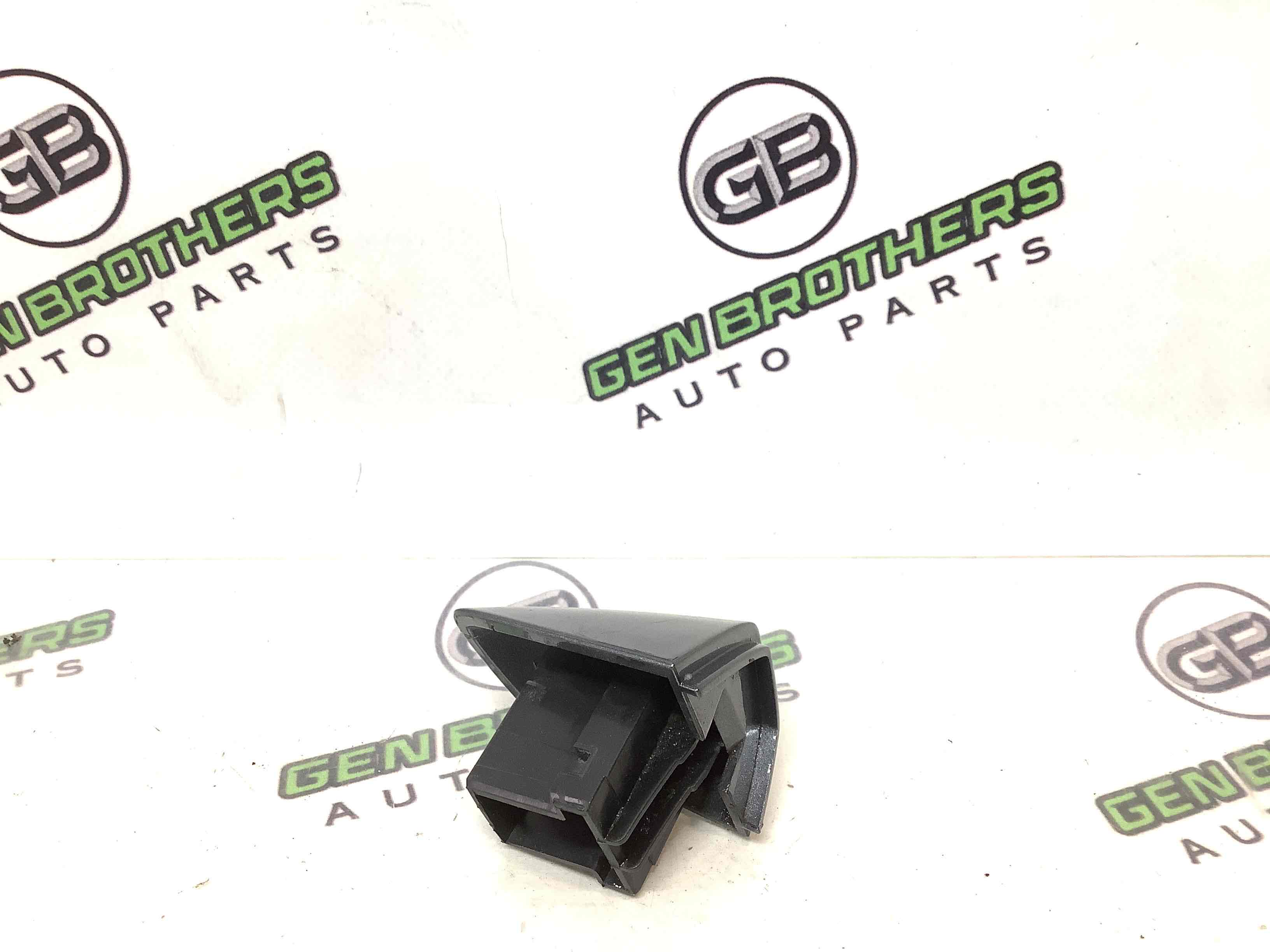 Заглушка ручки дверей