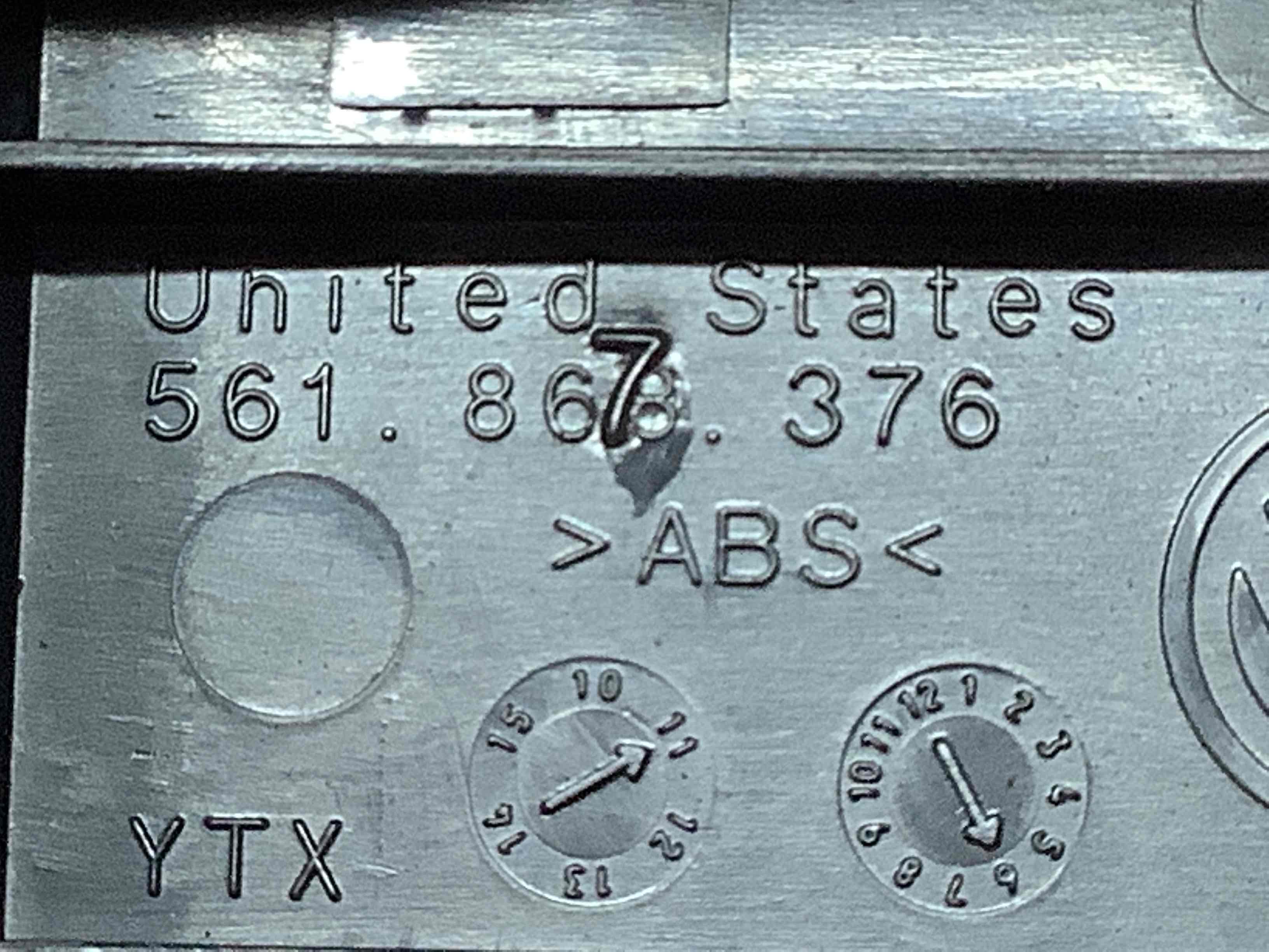 Кнопки керування склопідйомниками