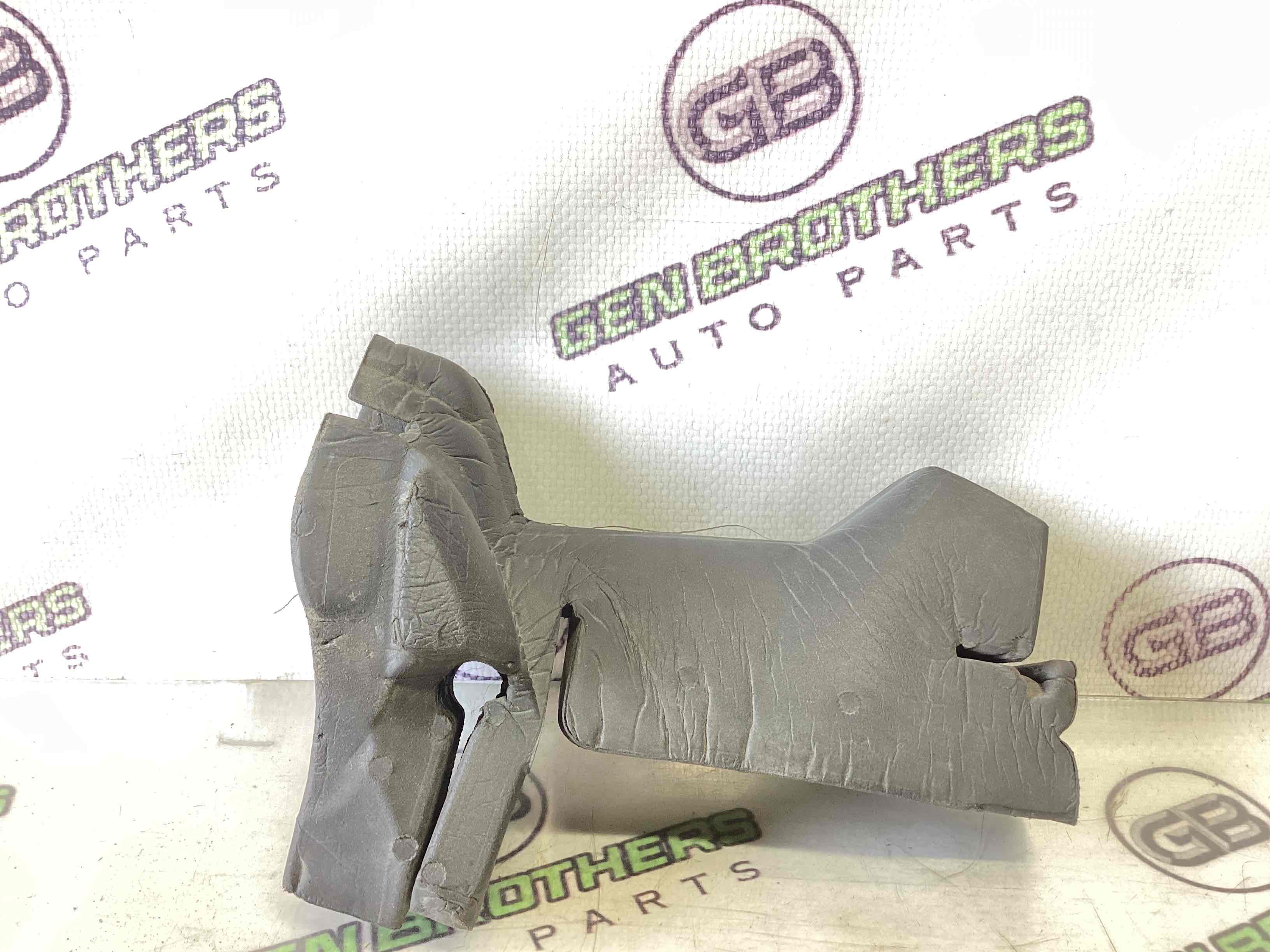 Ущільнювач капота, ізолятор, шуба