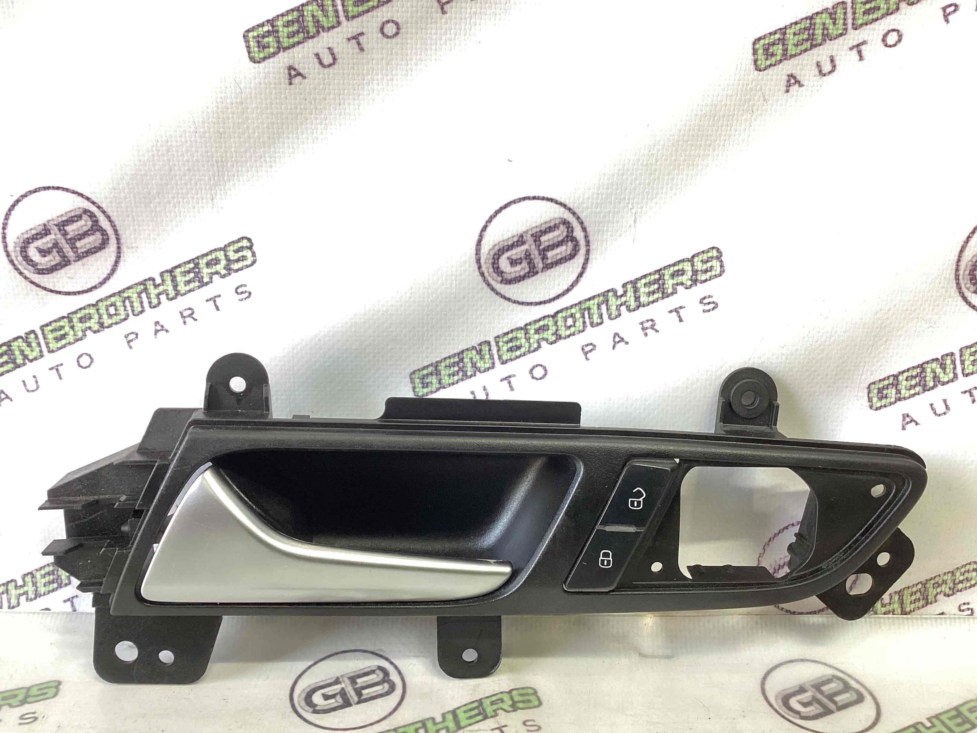 Ручка дверей салону внутрішня, поручень