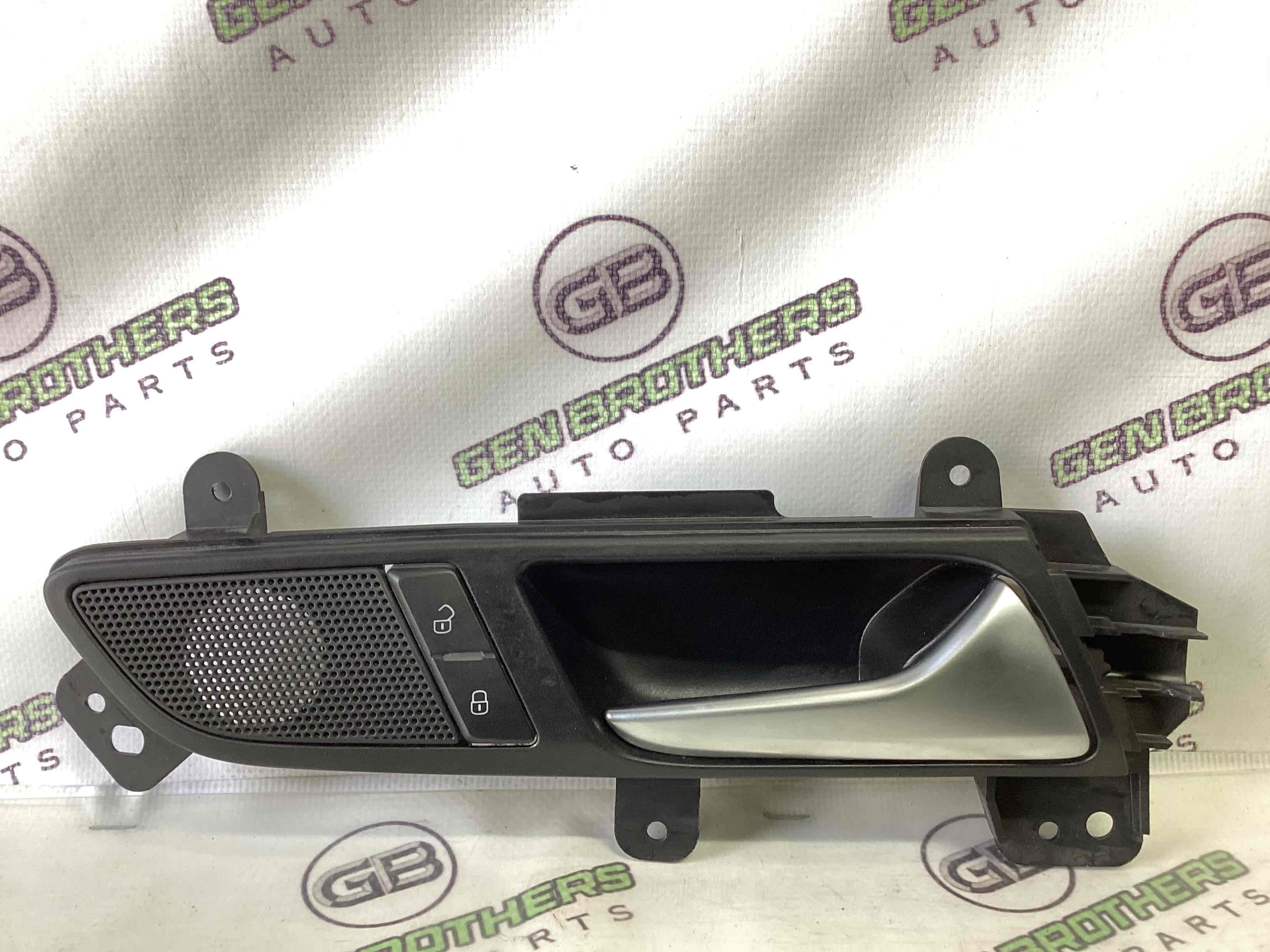 Ручка дверей салону внутрішня, поручень