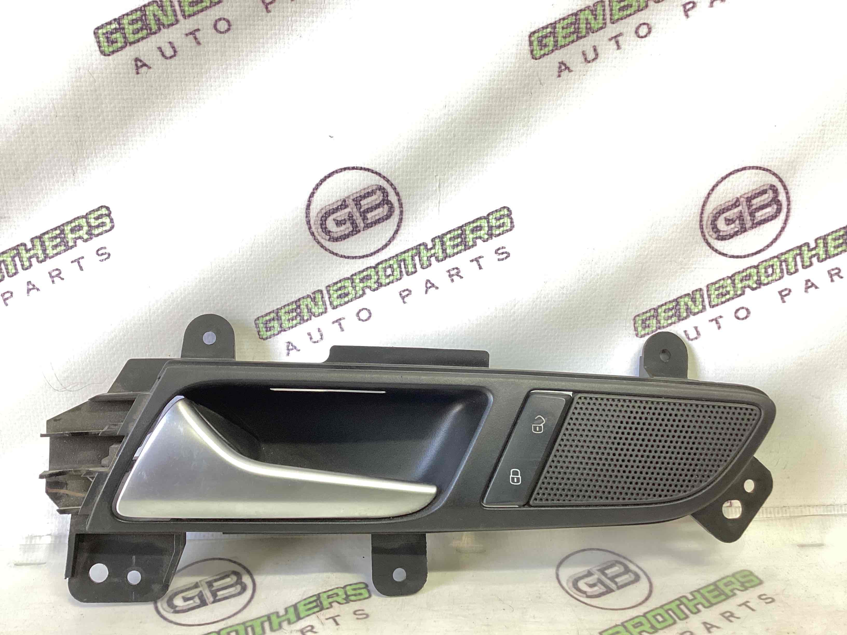 Ручка дверей салону внутрішня, поручень