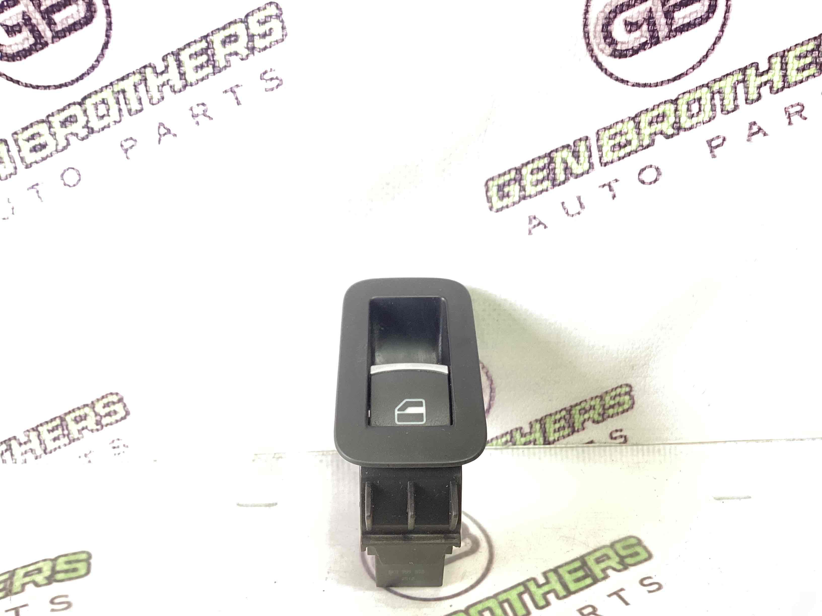 Кнопки керування склопідйомниками