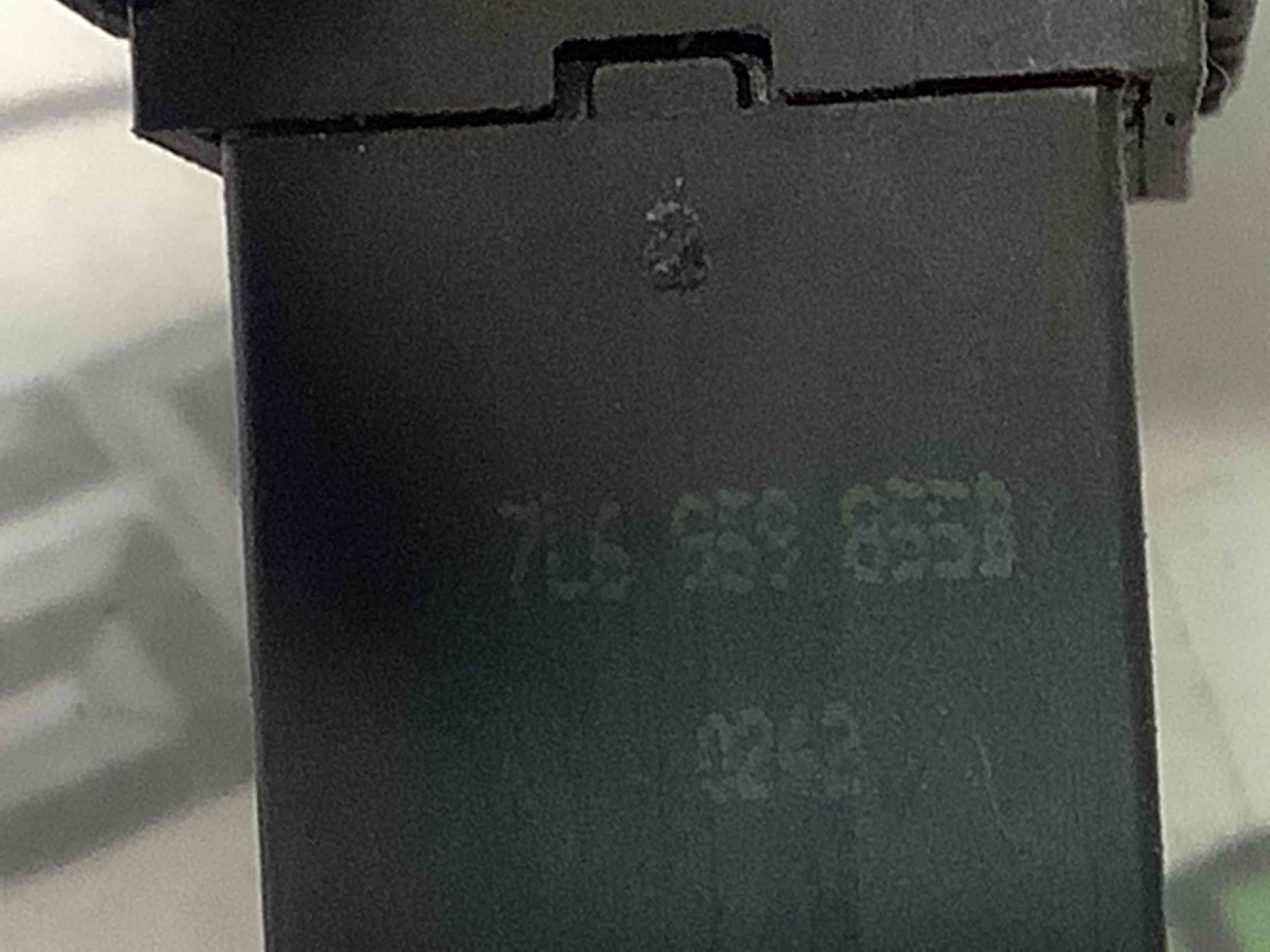 Кнопки керування склопідйомниками