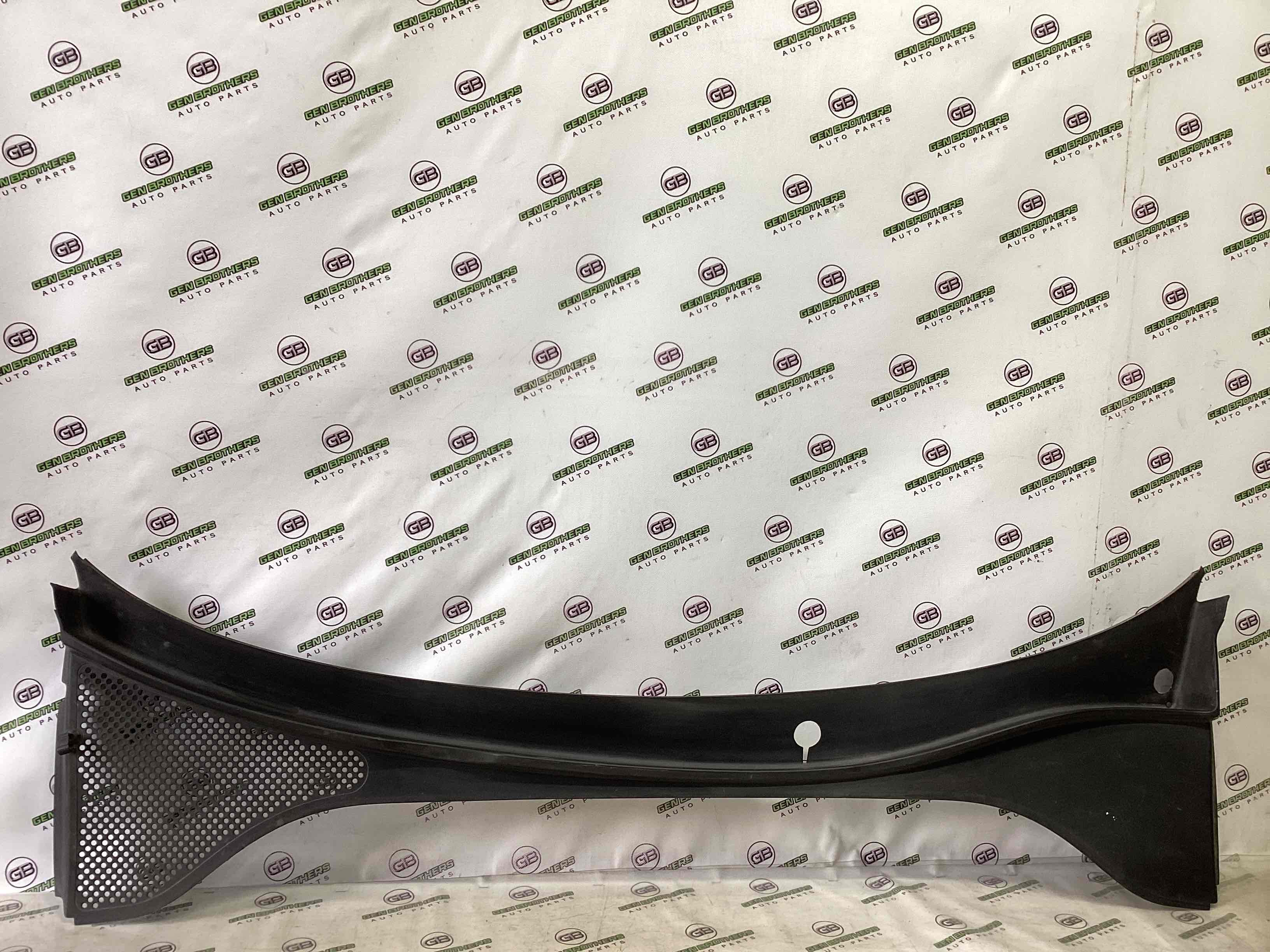 Жабо трапеції двірників, кріплення жабо