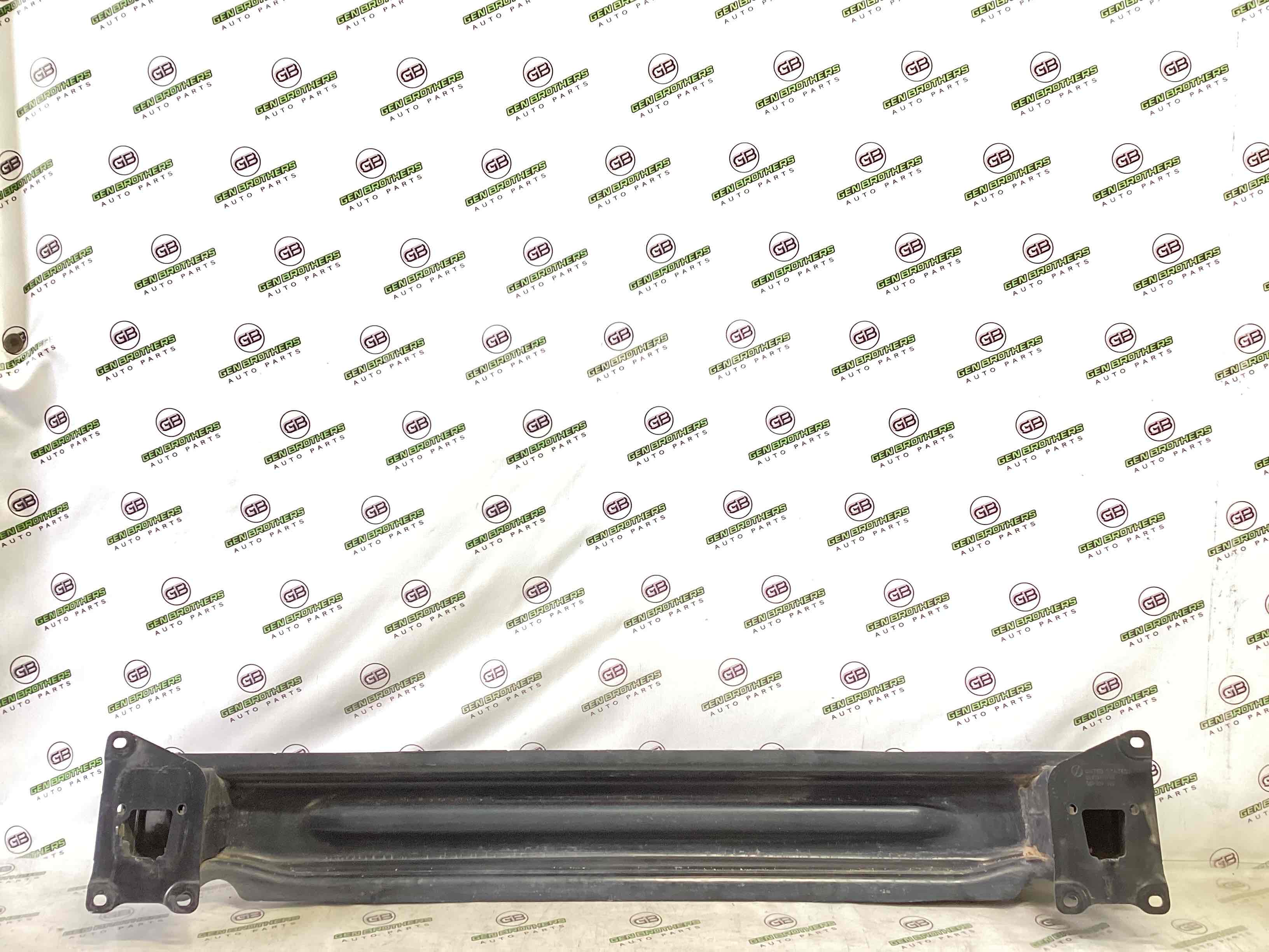 Підсилювач бампера заднього