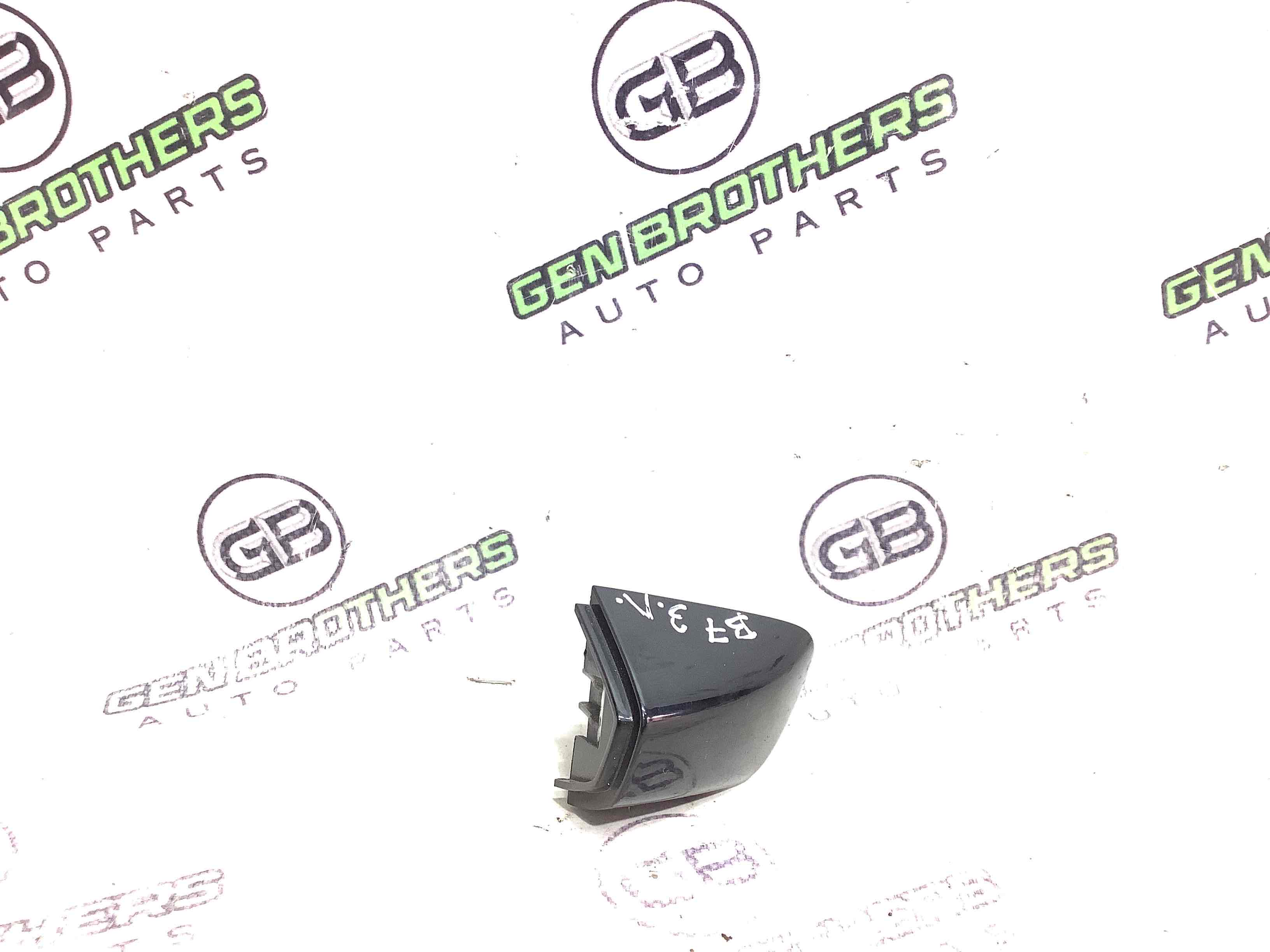 Заглушка ручки дверей