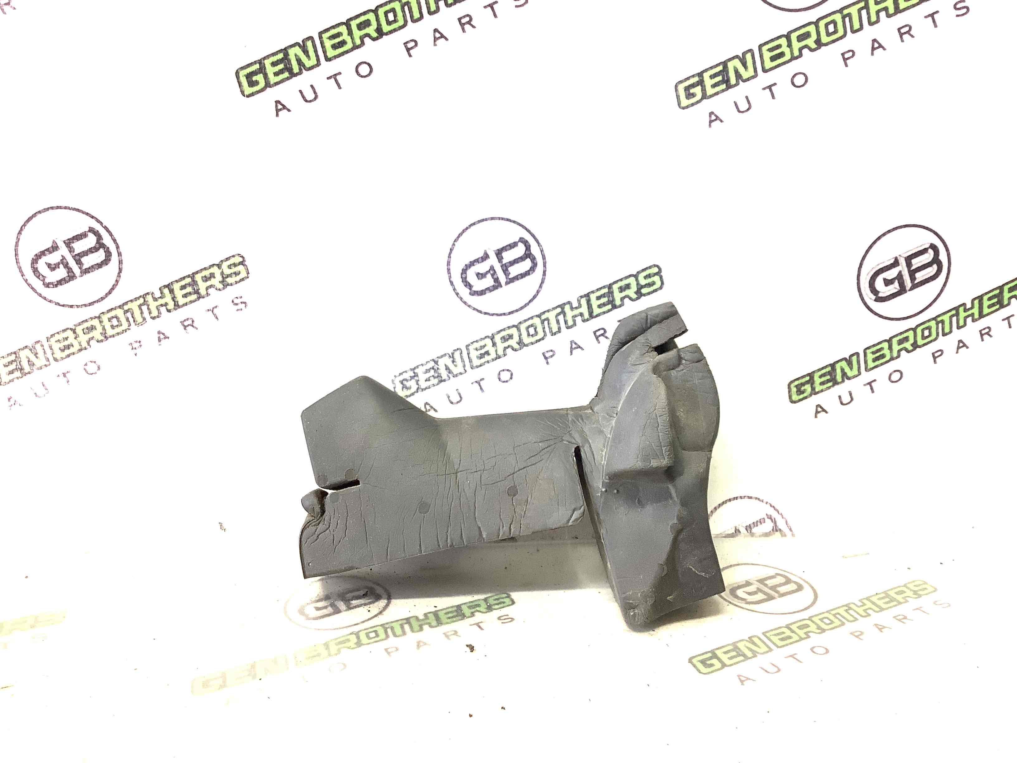 Ізолятор крила, ущільнювач та повітропровід крила