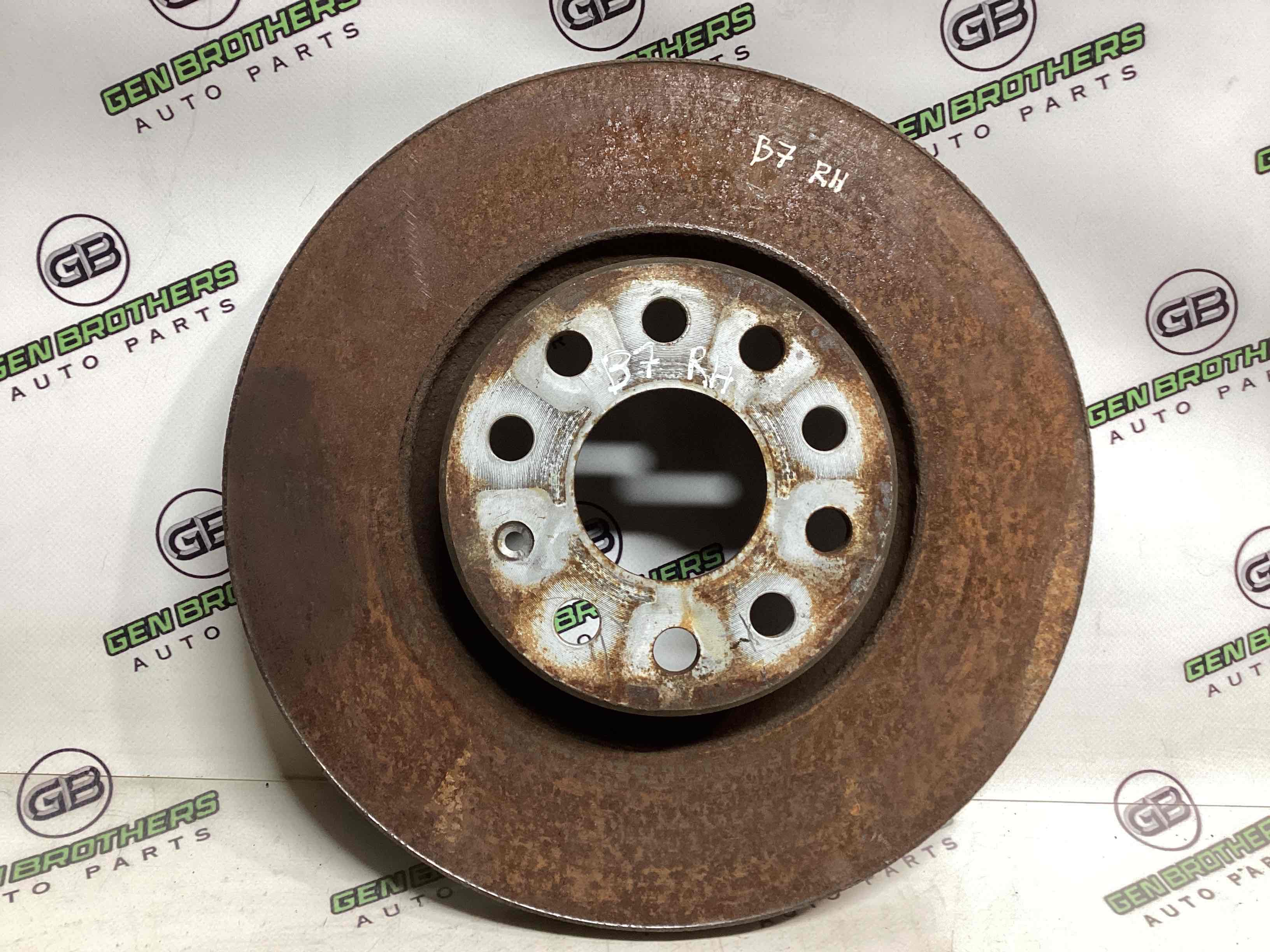 Гальмівний диск передній