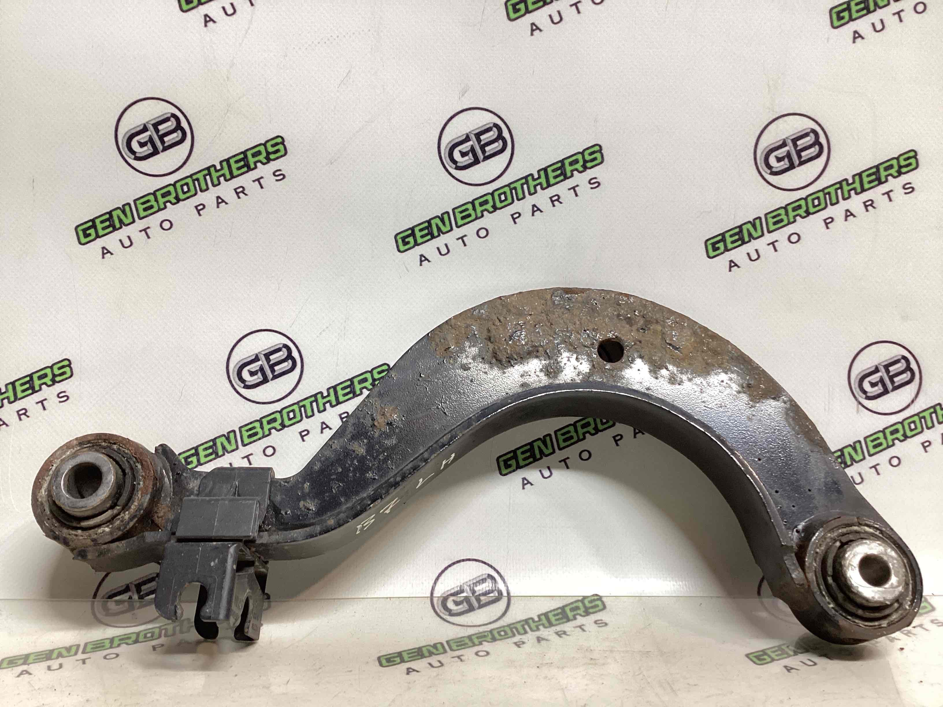 Важіль задній лівий