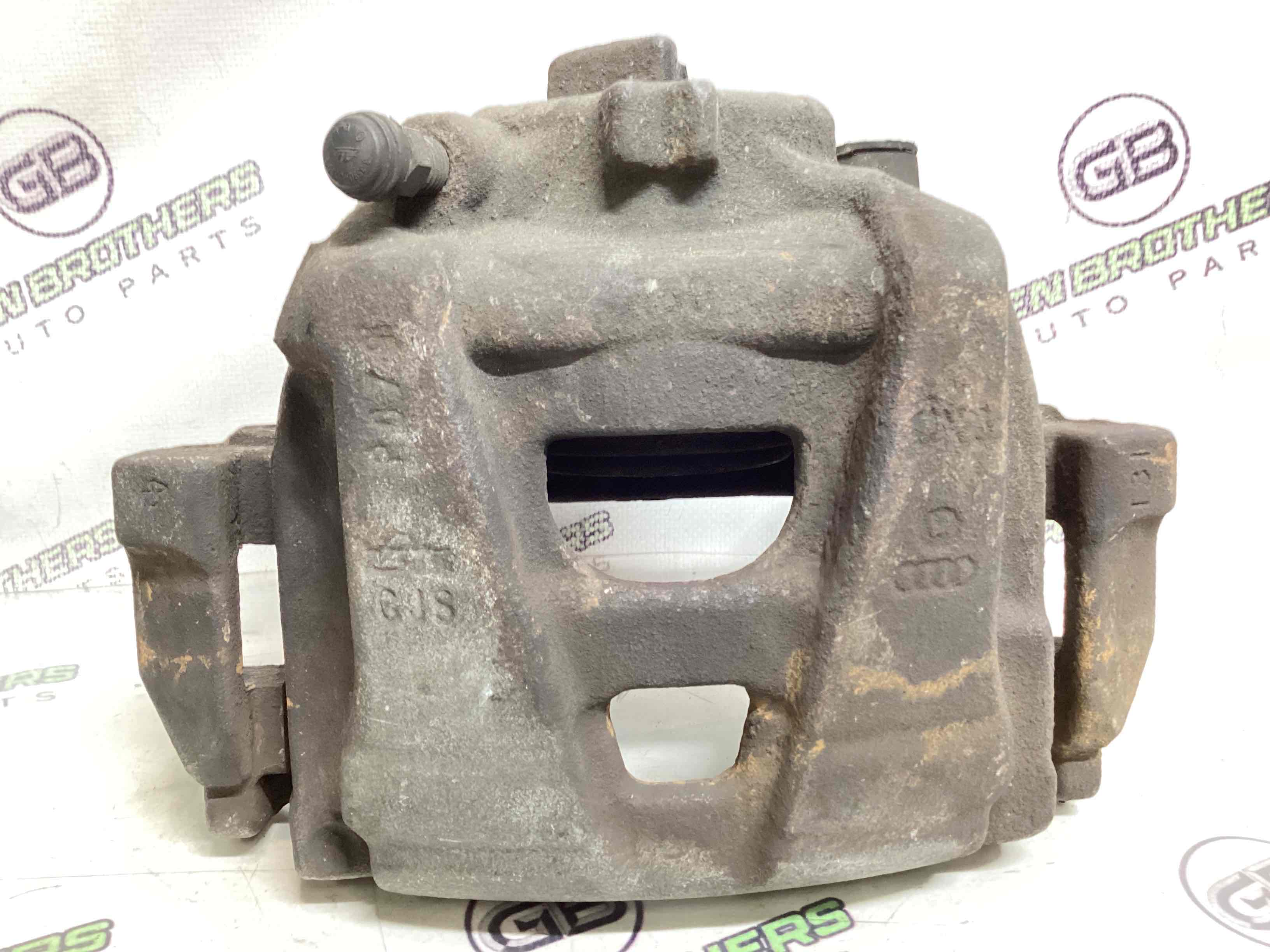 Супорт передній правий