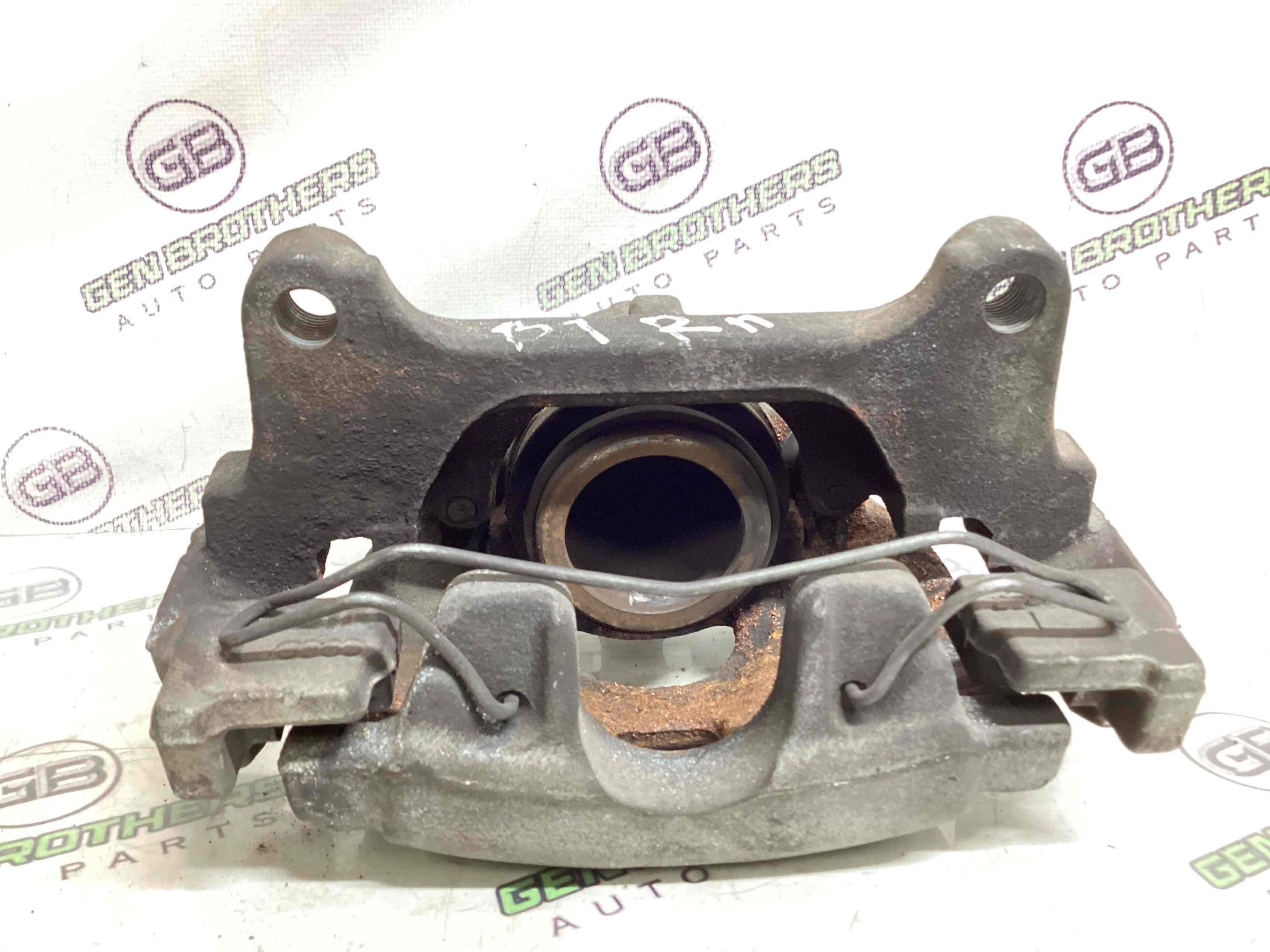 Супорт передній правий