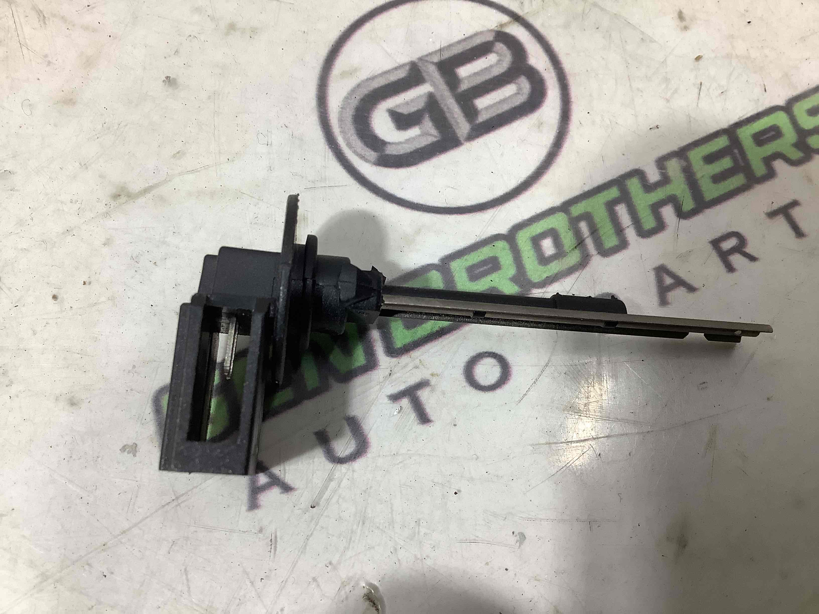 Датчик температури повітря у салоні