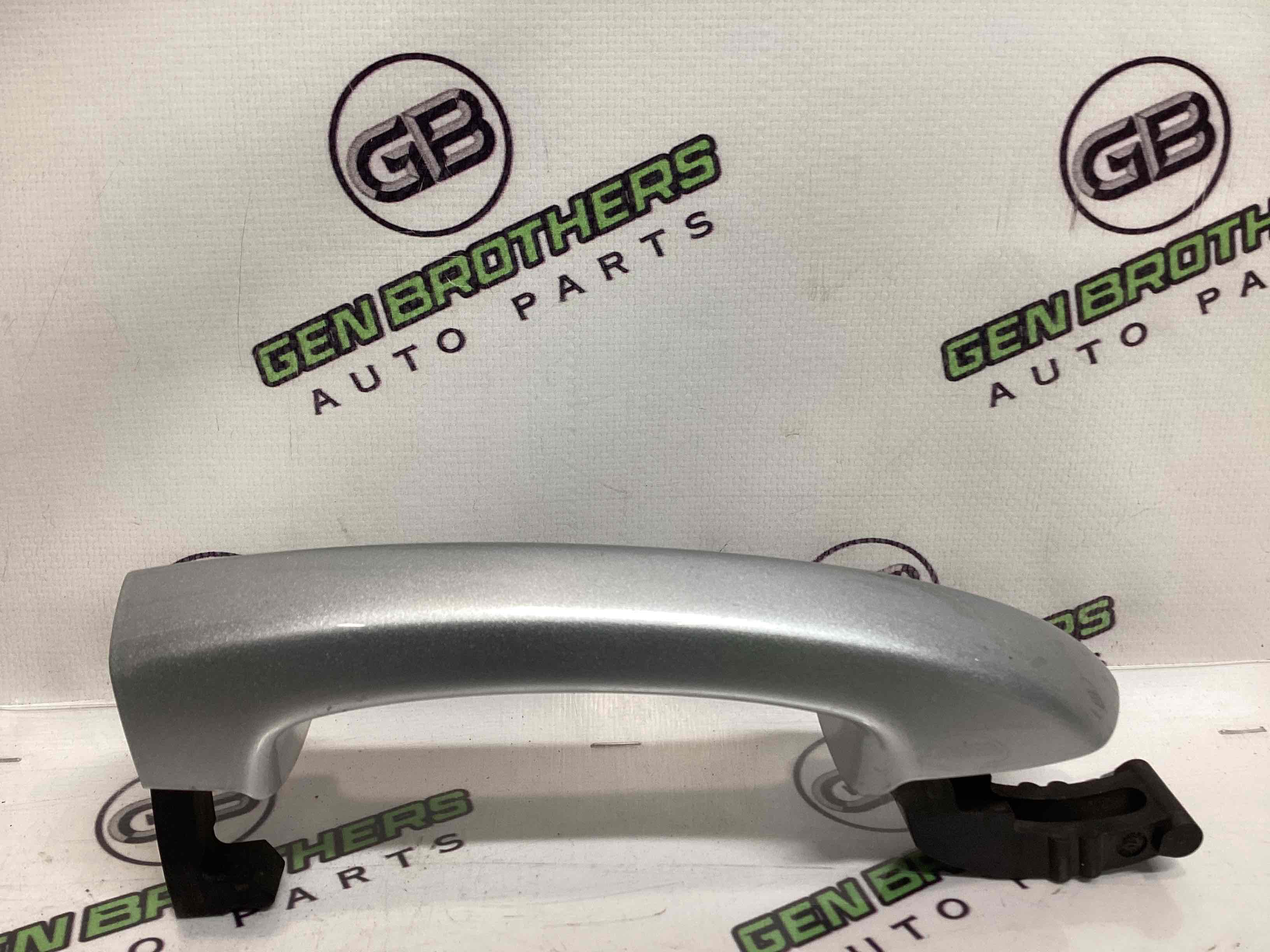 Ручка двері зовнішня