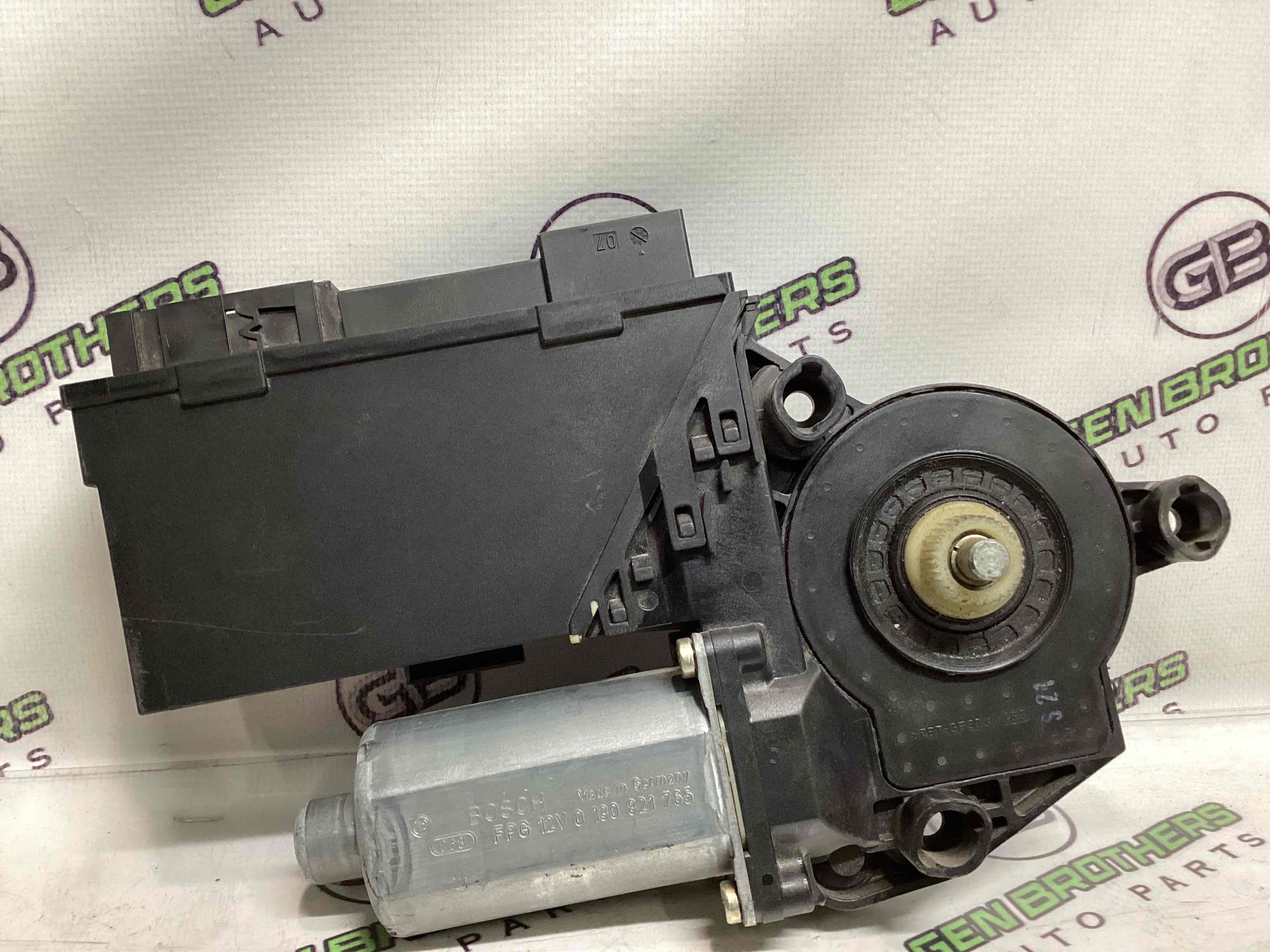 Моторчик склопідйомника