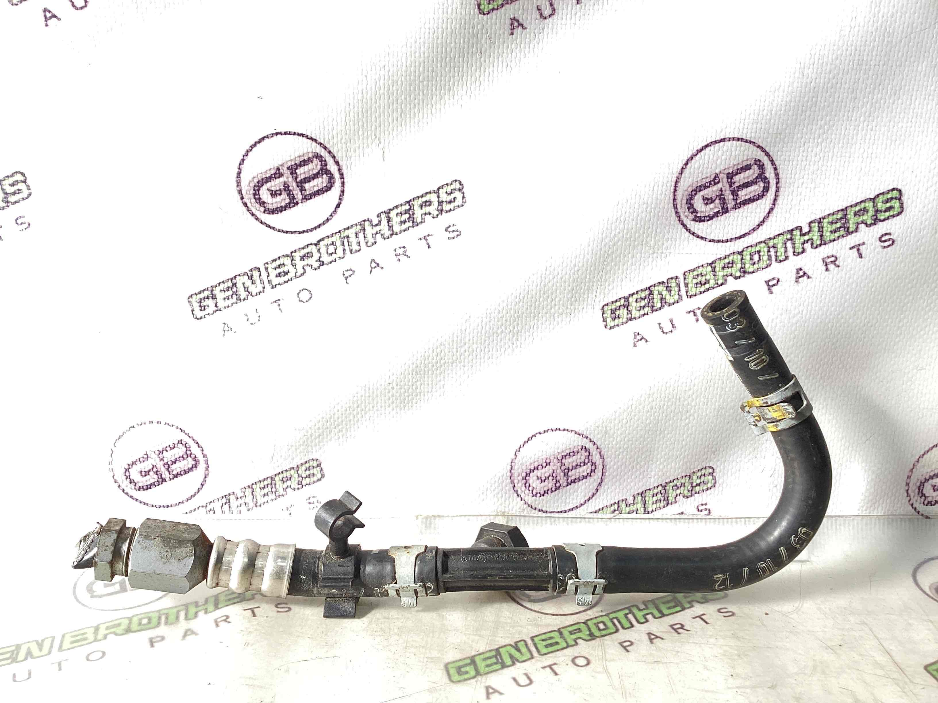 Трубка паливна