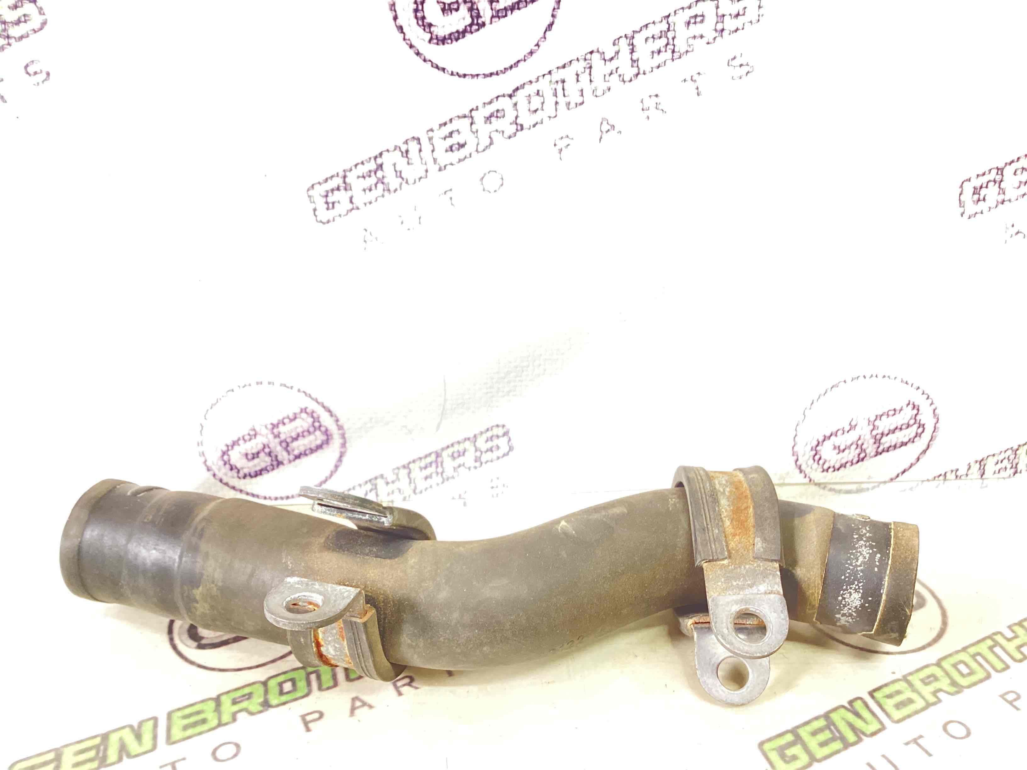 Патрубок трубопровід, шланг