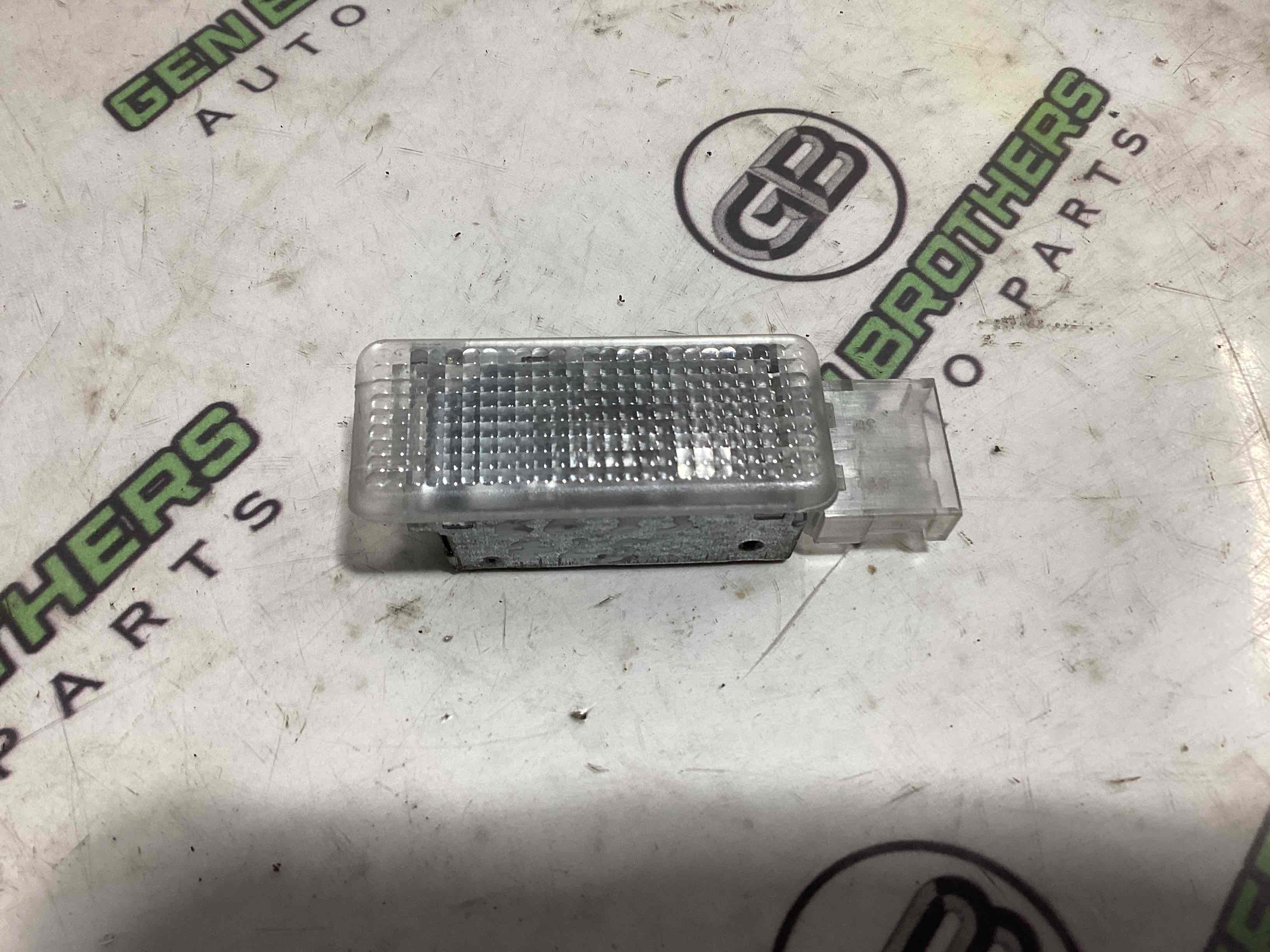 Ліхтар салонний, плафон