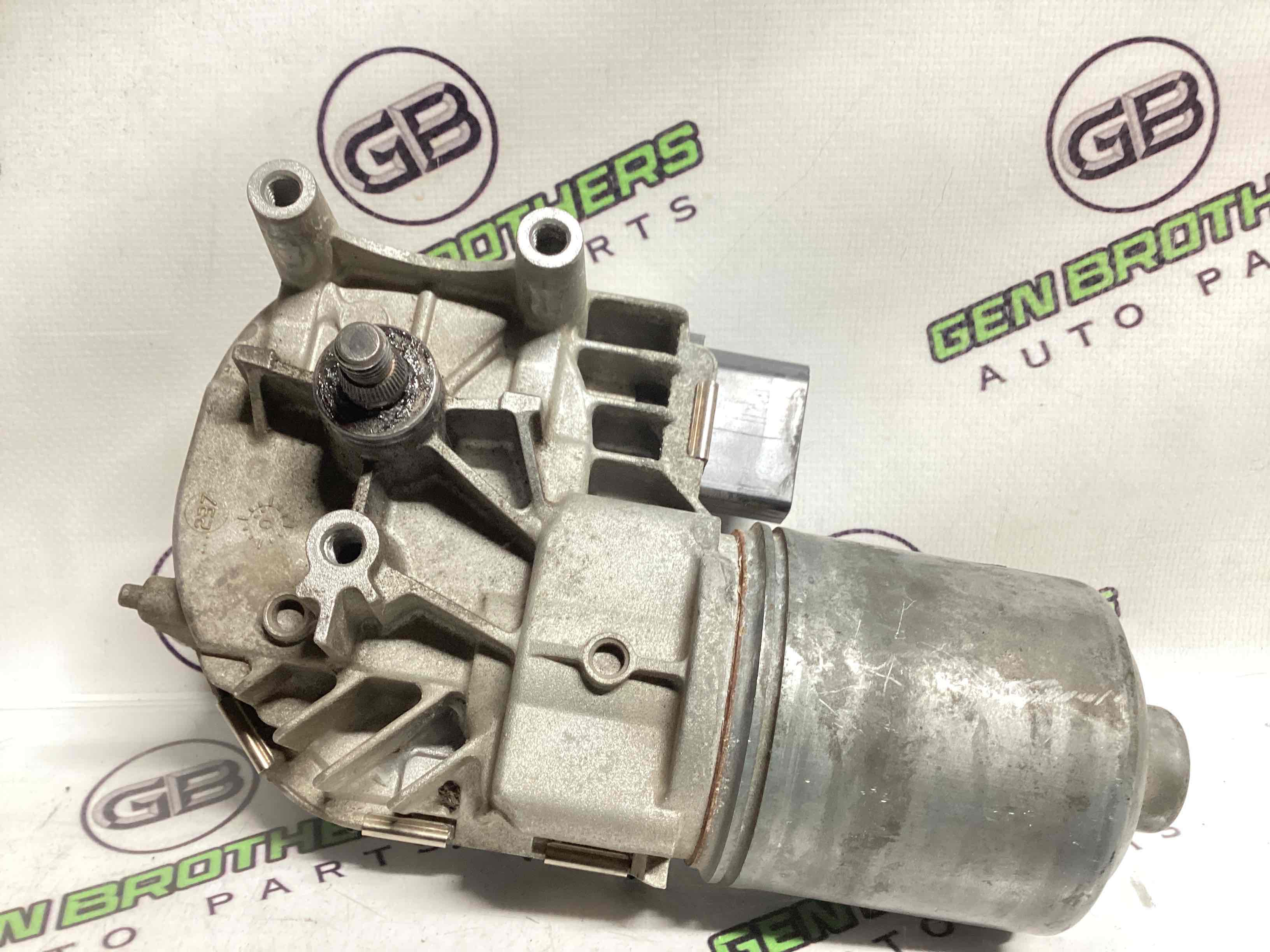 Моторчик склоочисника