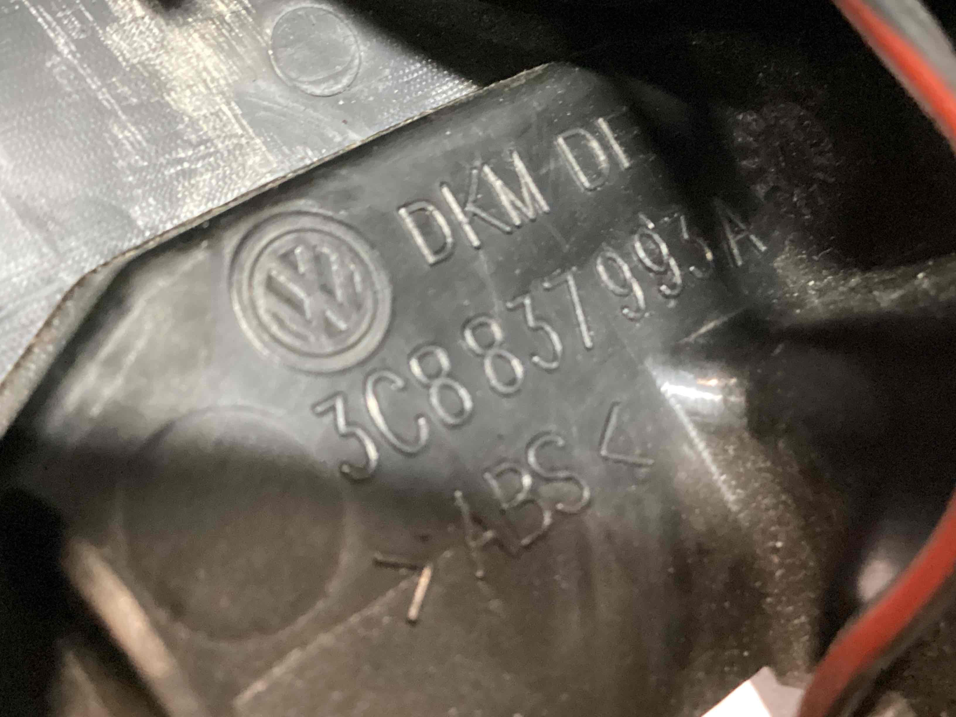 Корпус, накладка, кріплення лівого дзеркала