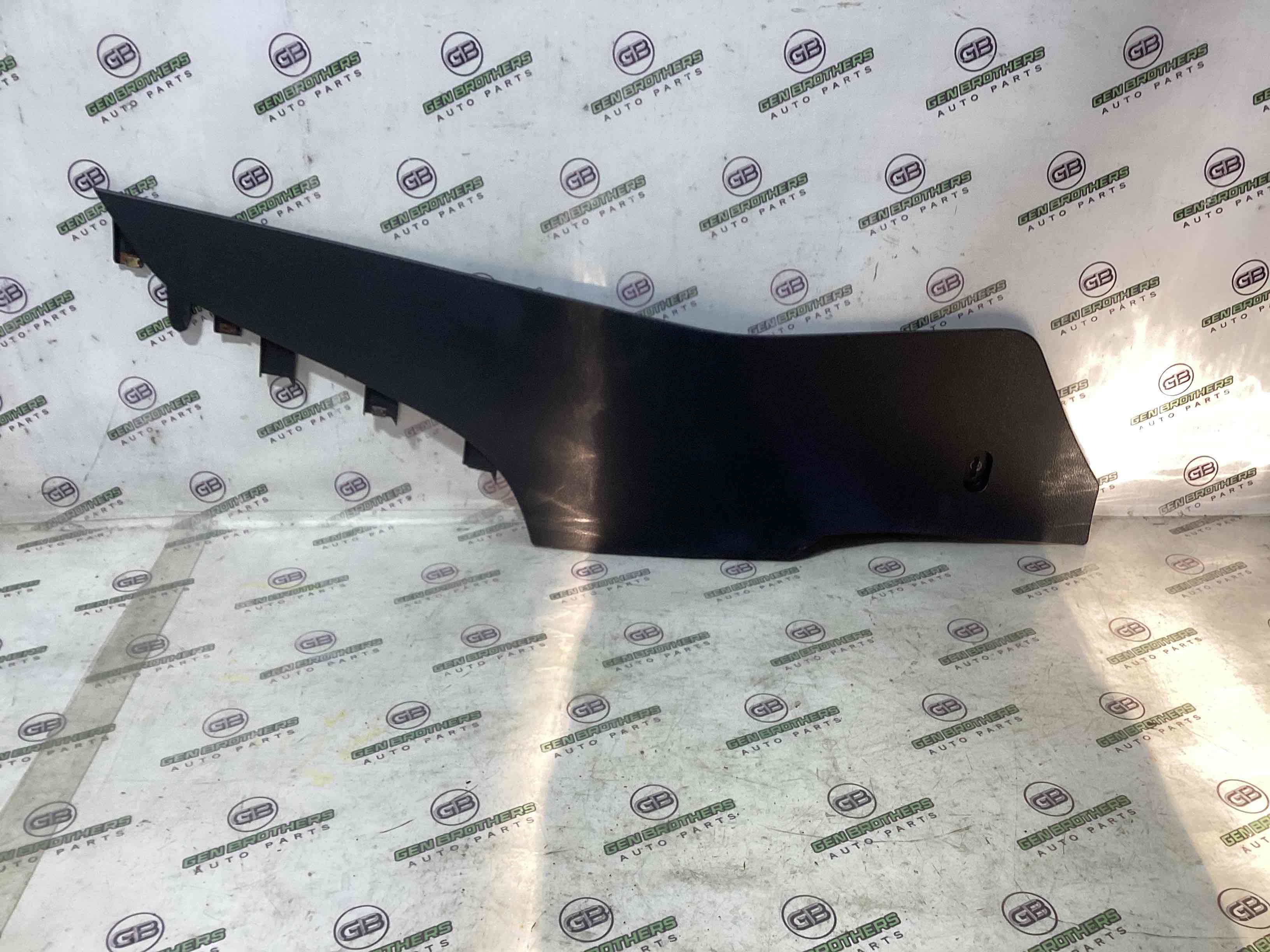 Оздоблення центральної консолі