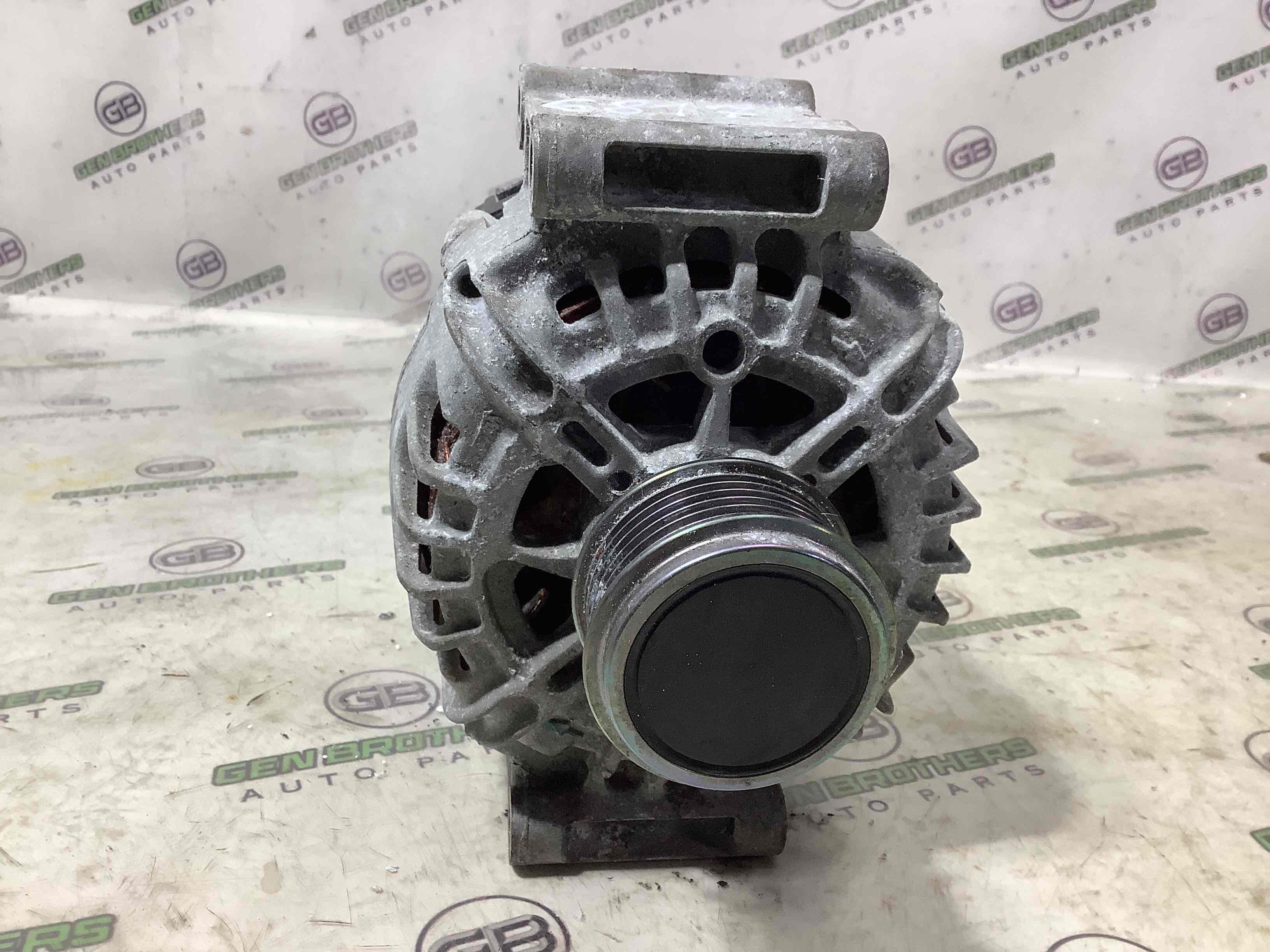 Генератор, кронштейн генератора