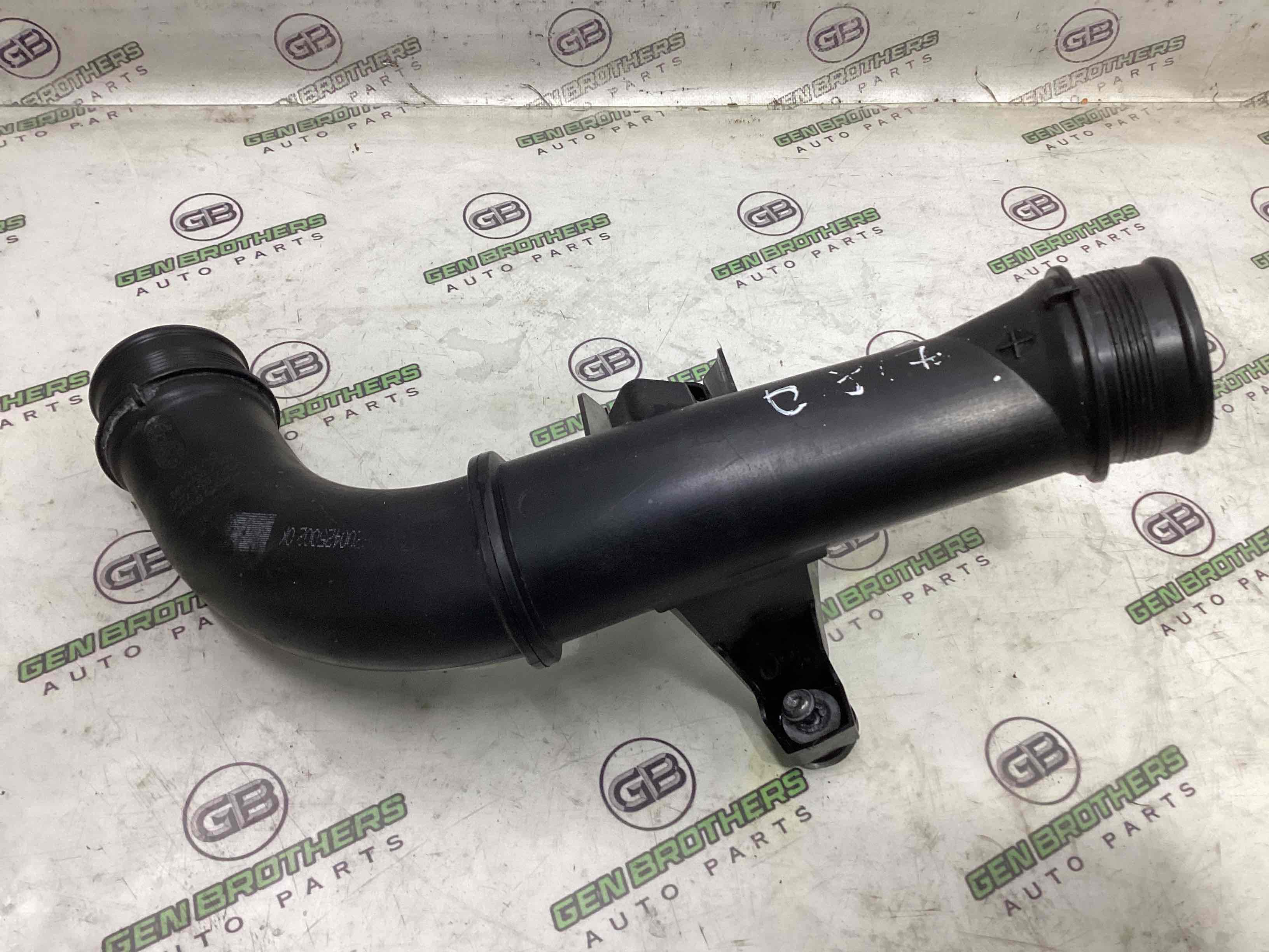 Патрубок інтеркулера