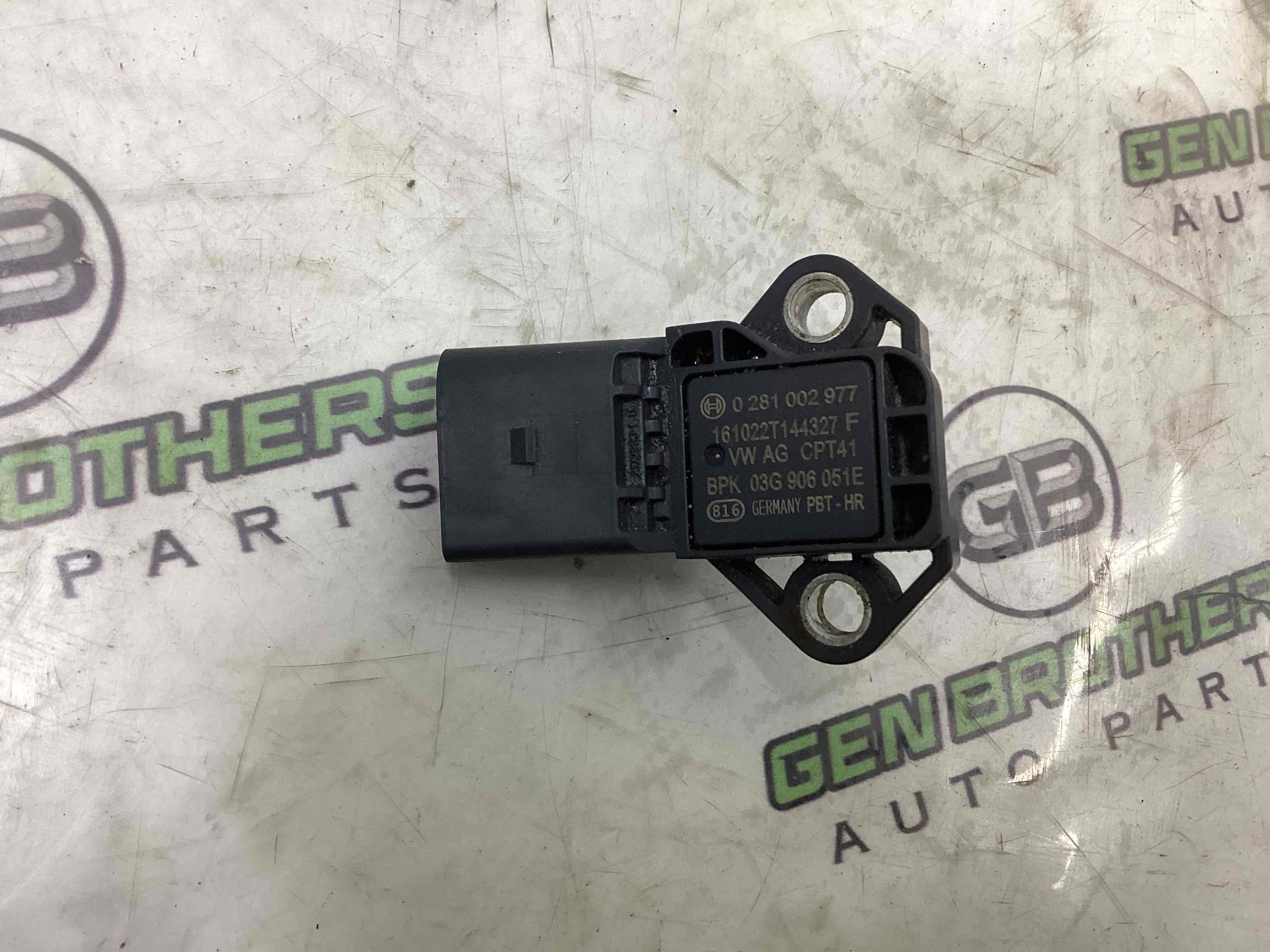 Датчик тиску у впускному колекторі