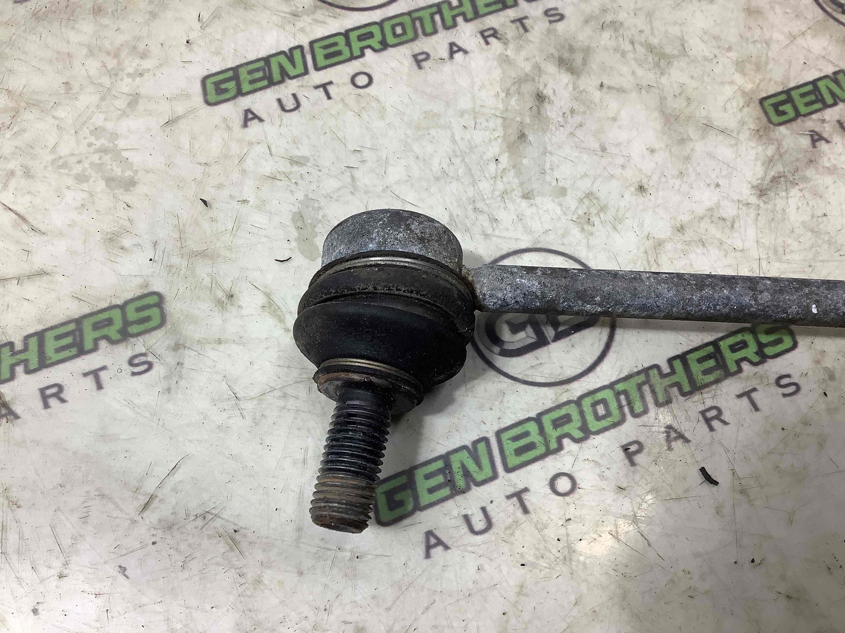 Стійка стабілізатора