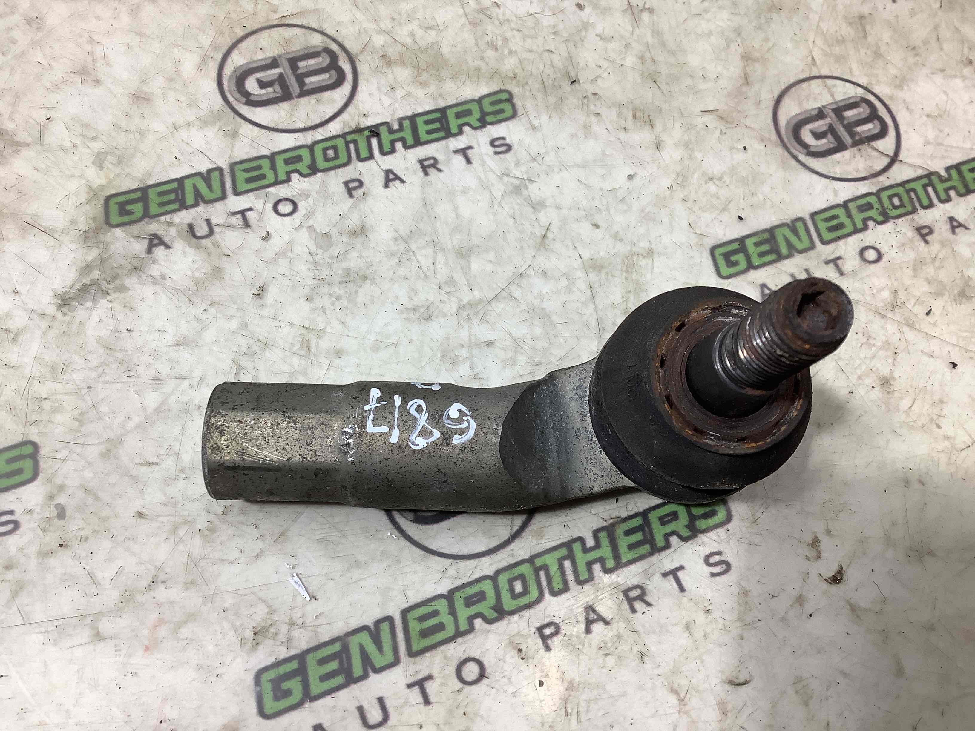 Тяга рульова, наконечник