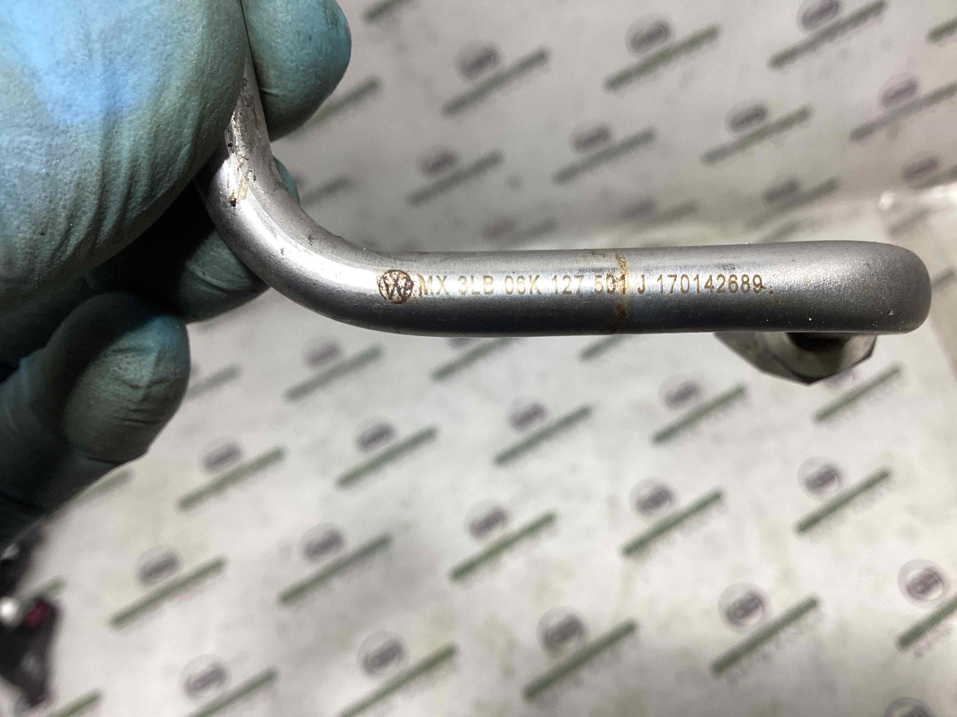 Трубка паливна