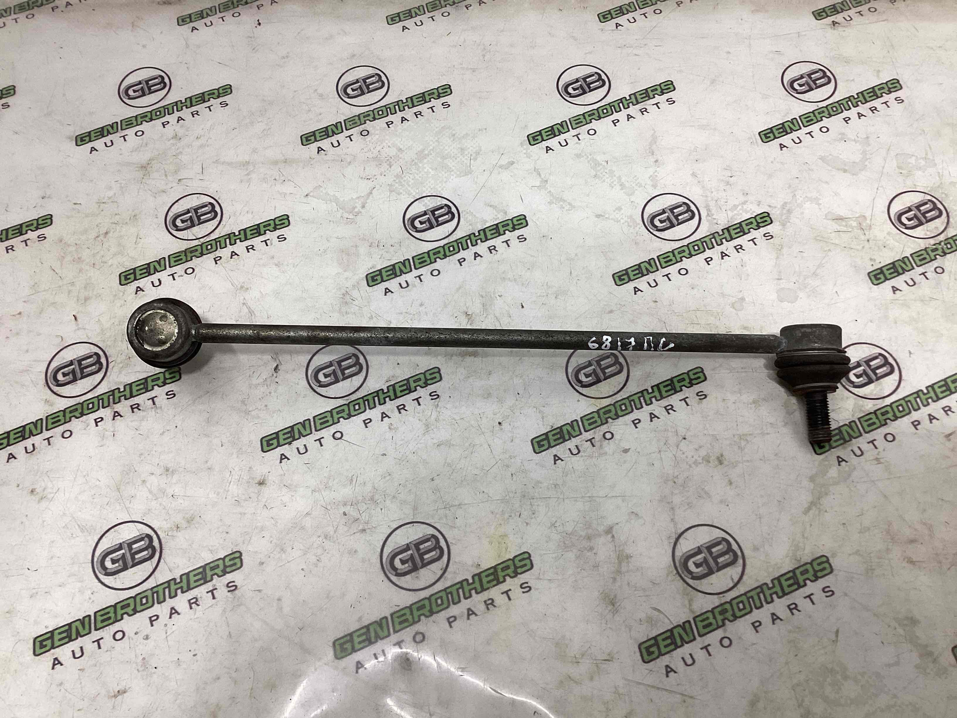 Стійка стабілізатора