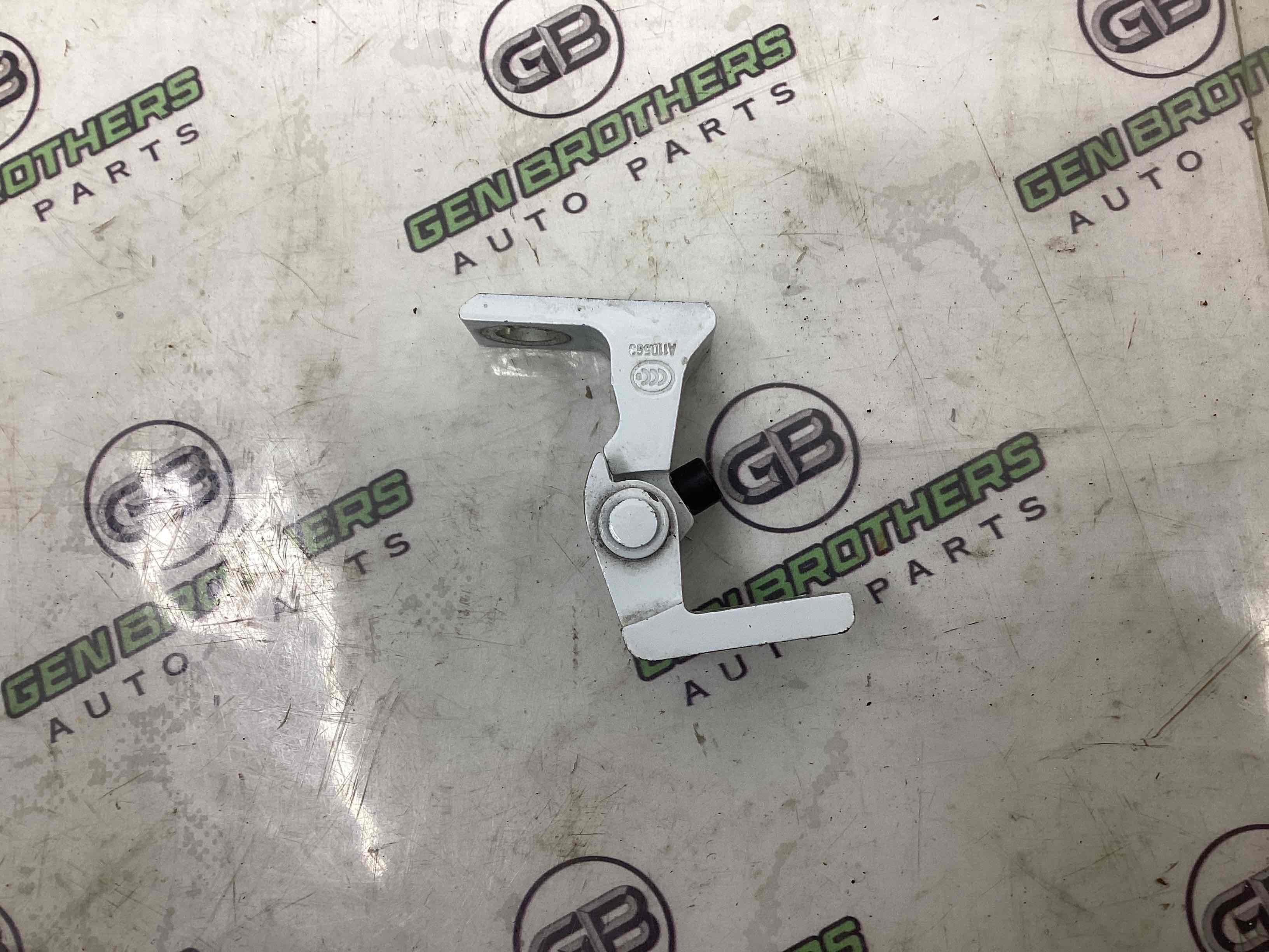 Петля двері, замок двері