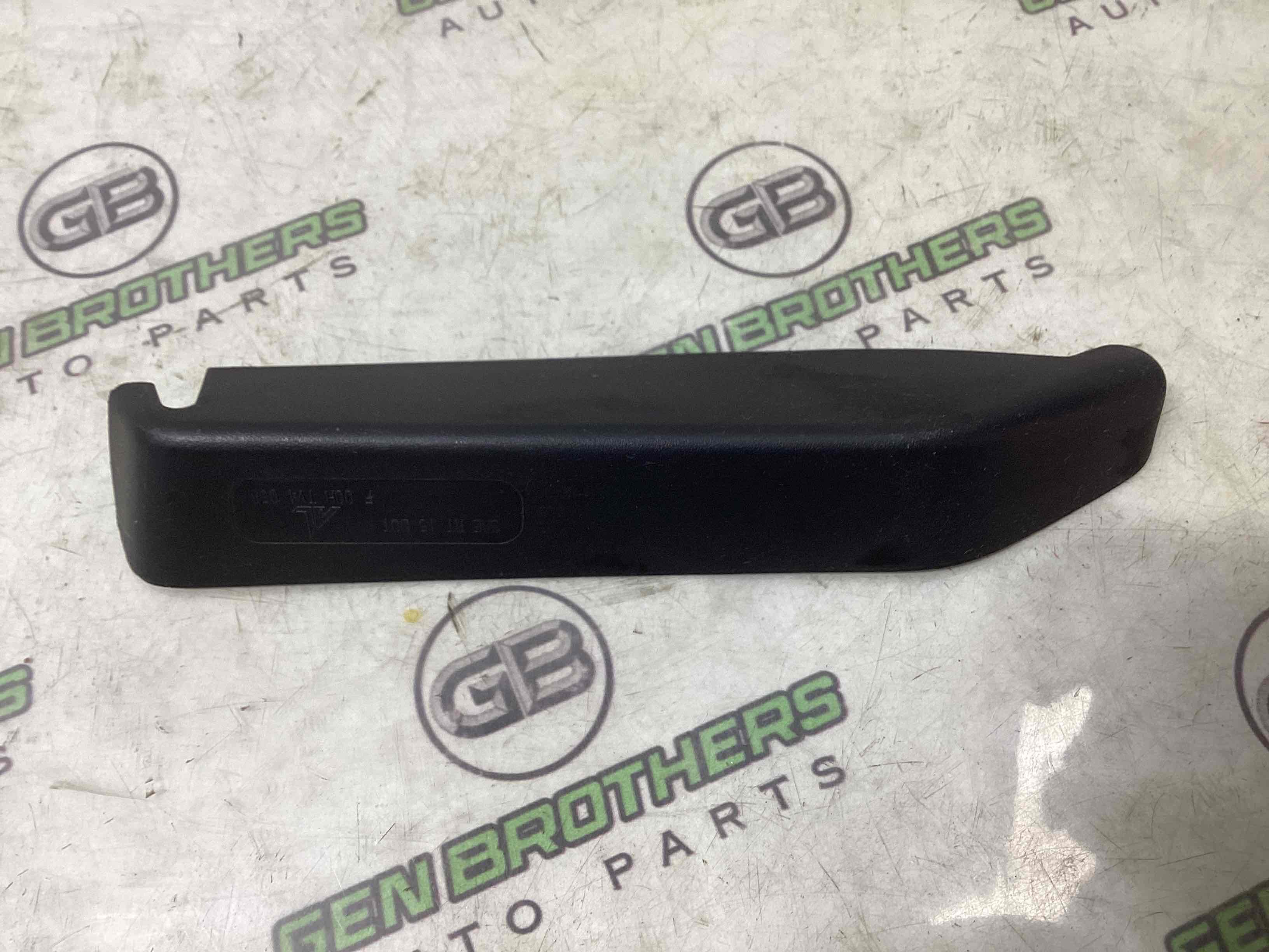 Ліхтар задній правий