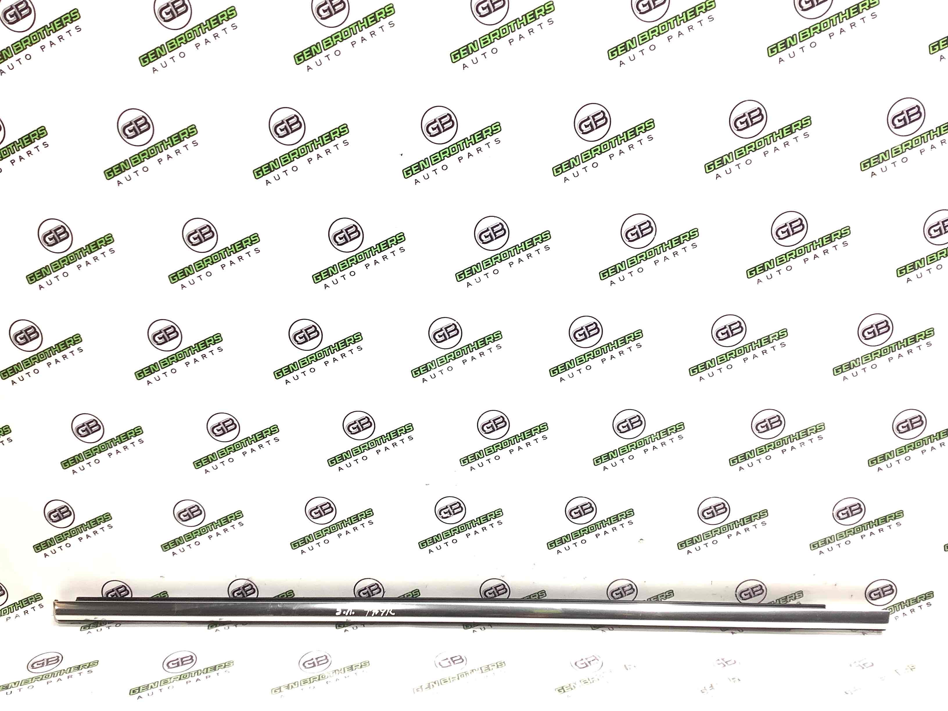 Молдинг двері задньої лівої