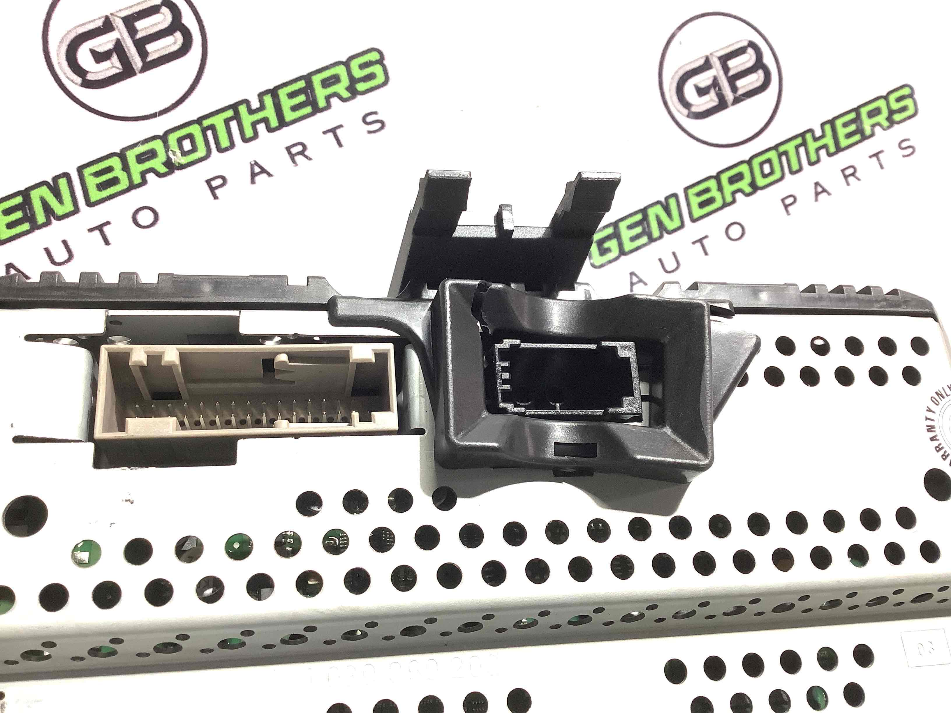 Щиток приладів панель приладів