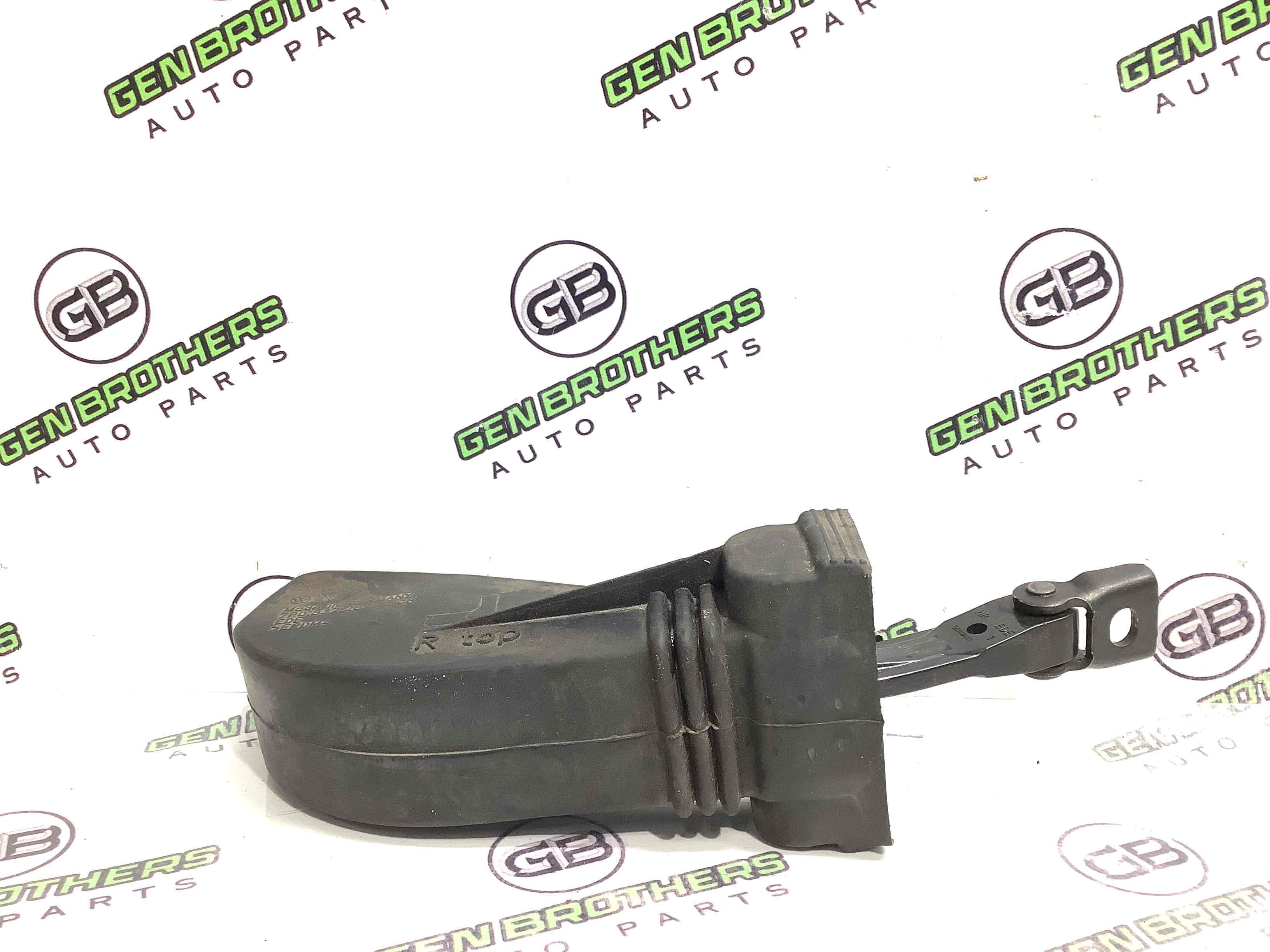 Обмежувач відчинення дверей