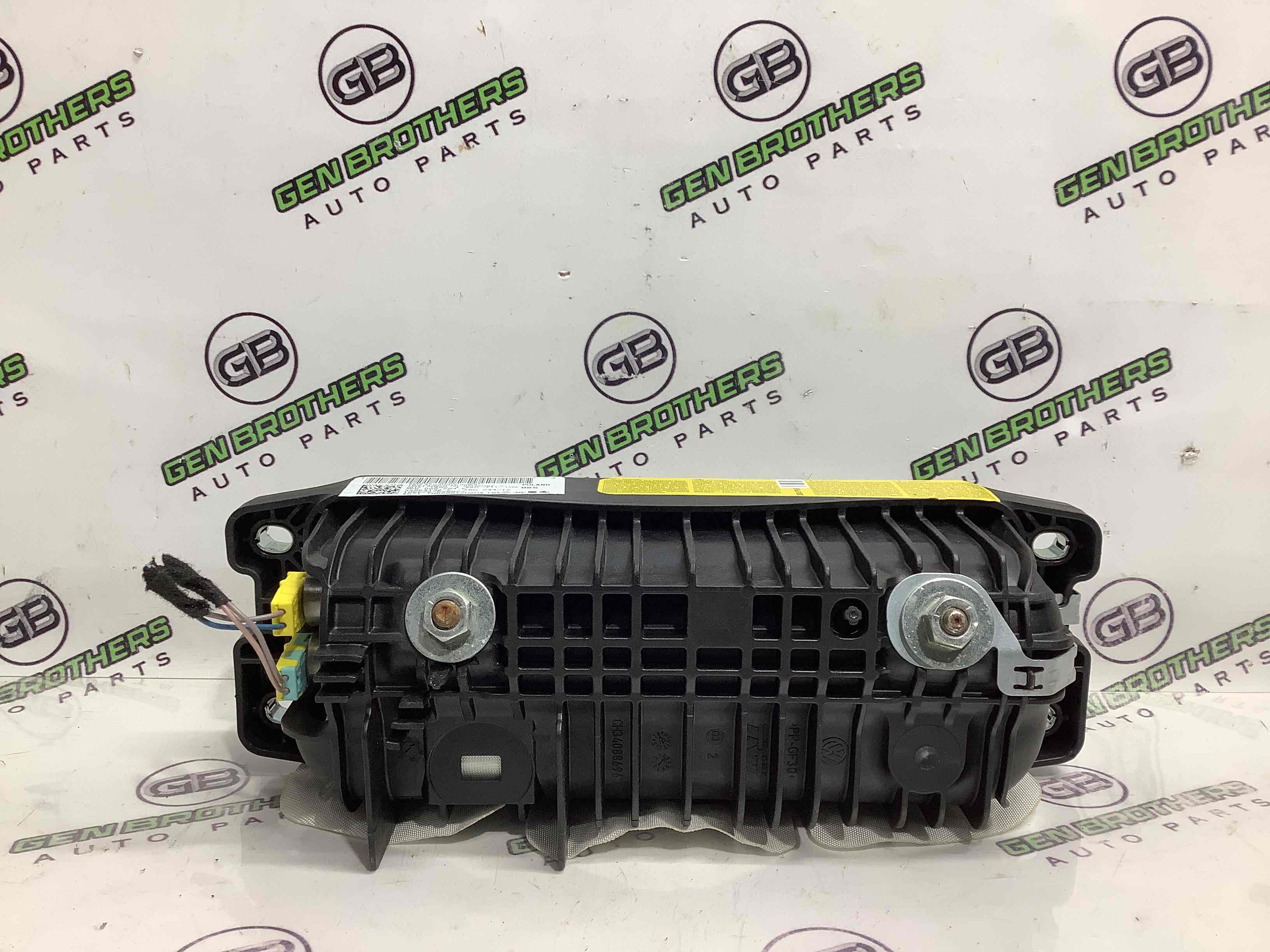 Подушка безпеки пасажира торпедо