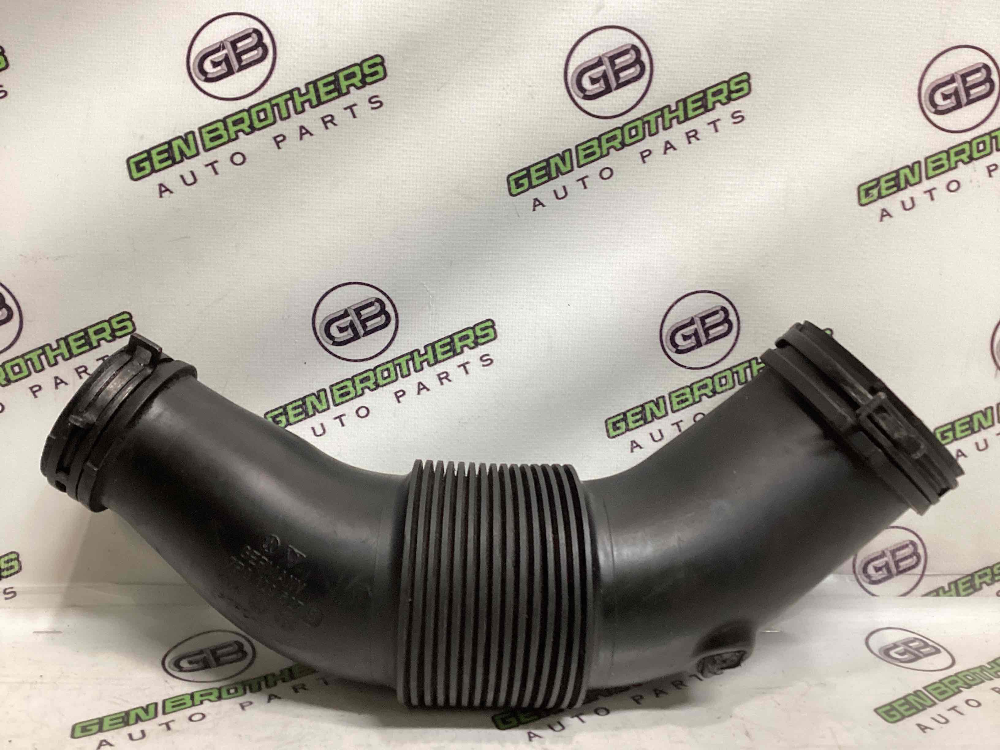 Патрубок повітряного фільтра