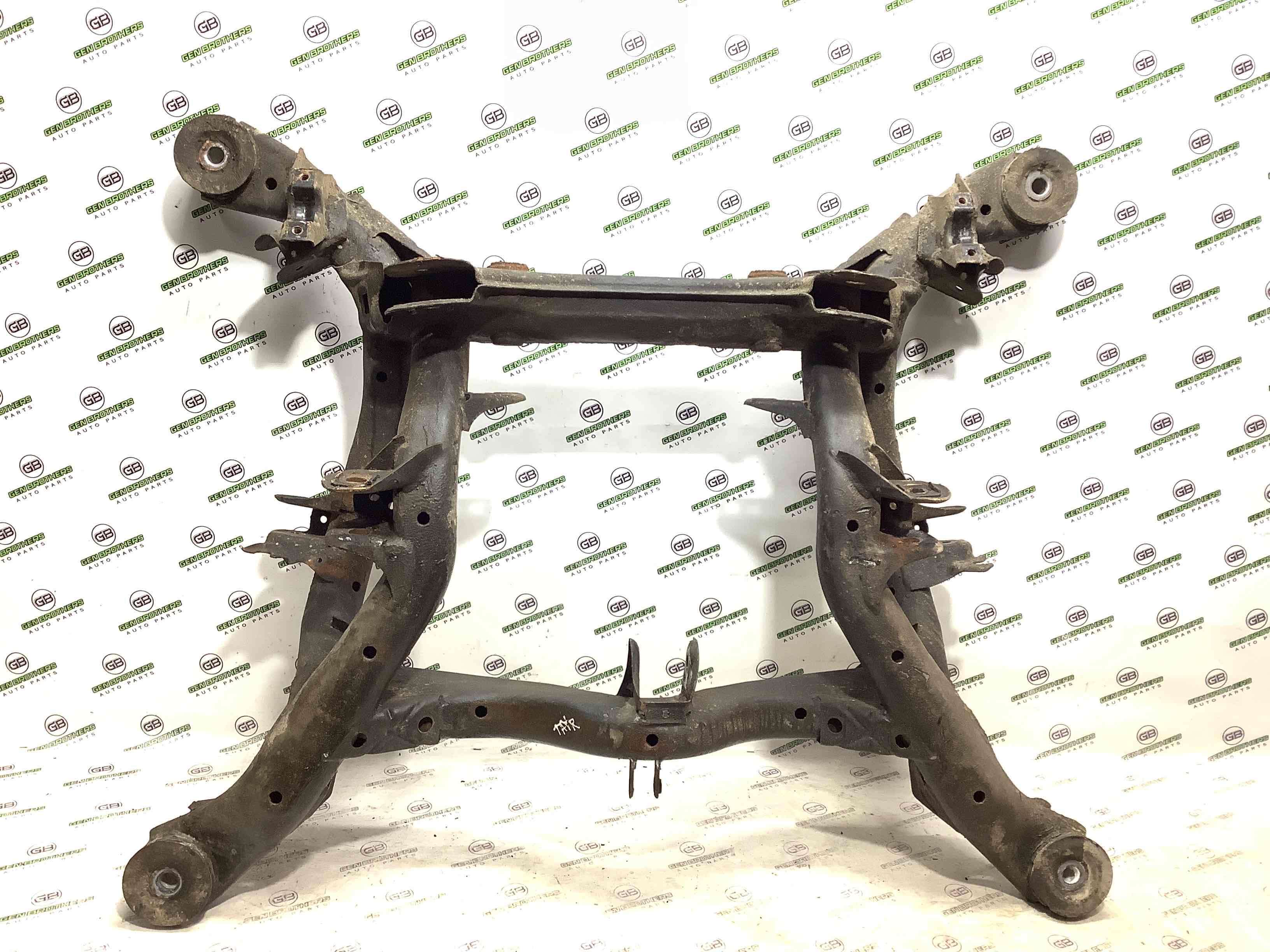 Балка підвіски задня підрамник