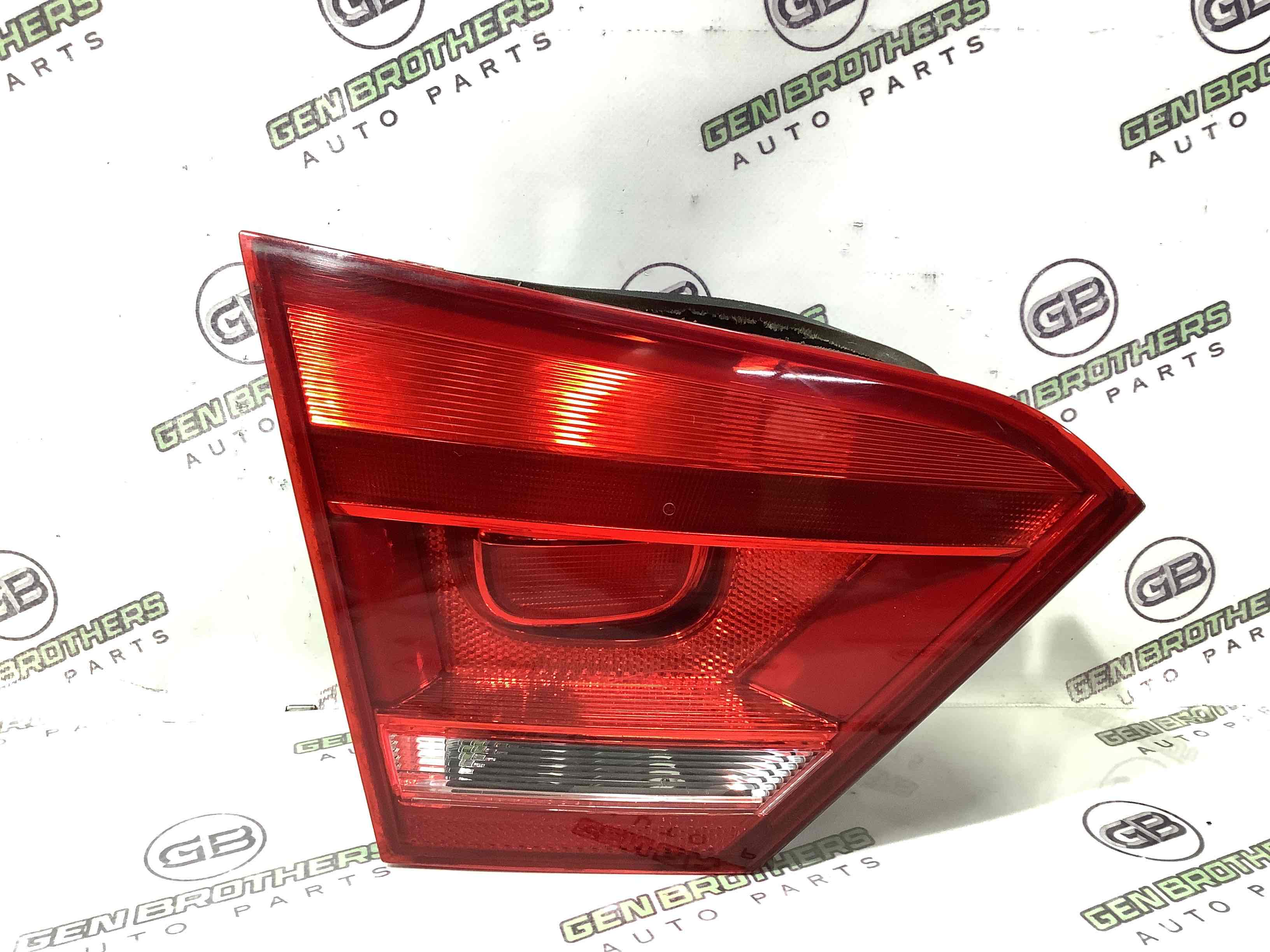 Ліхтар задній лівий