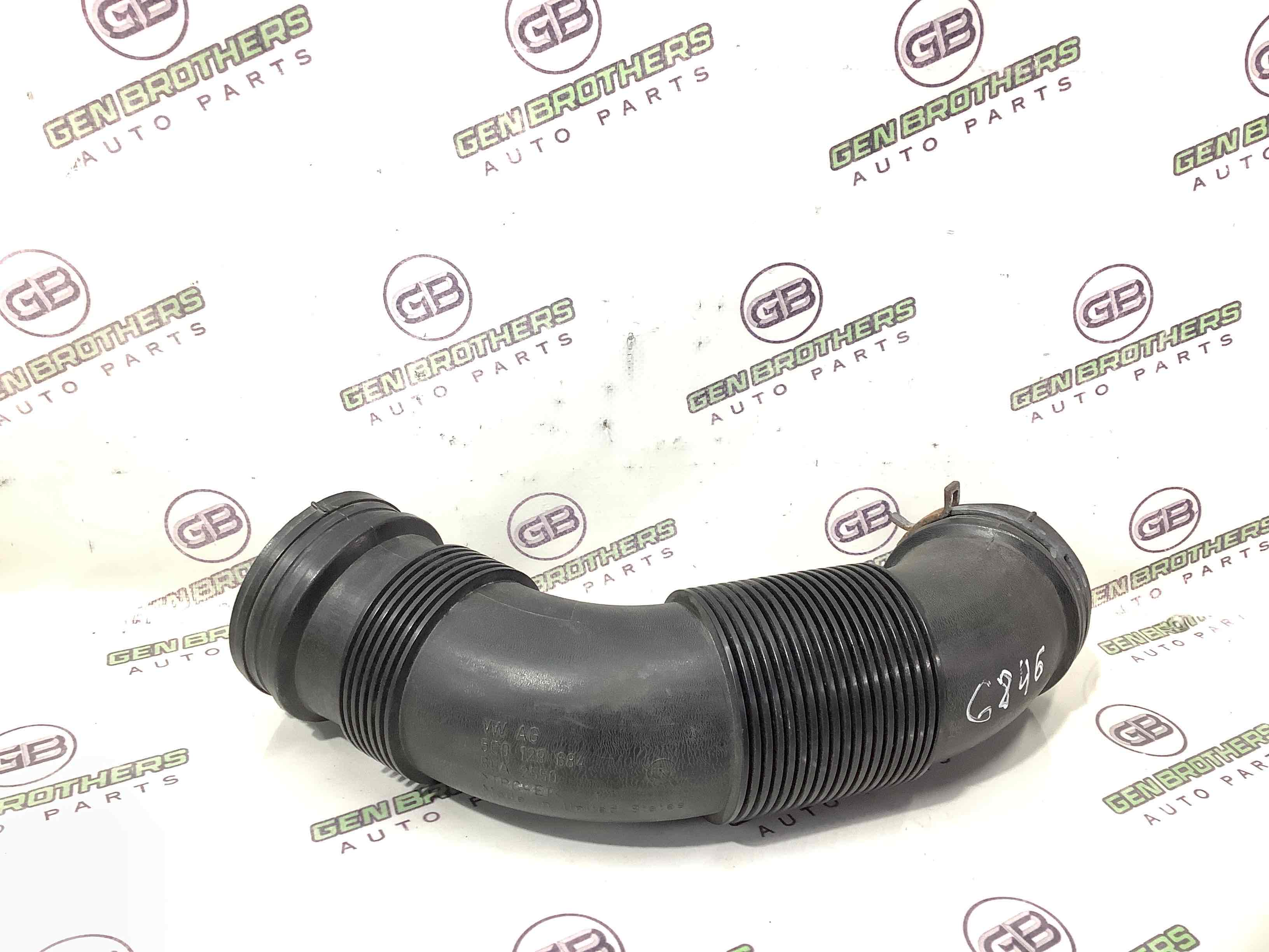 Патрубок повітряного фільтра