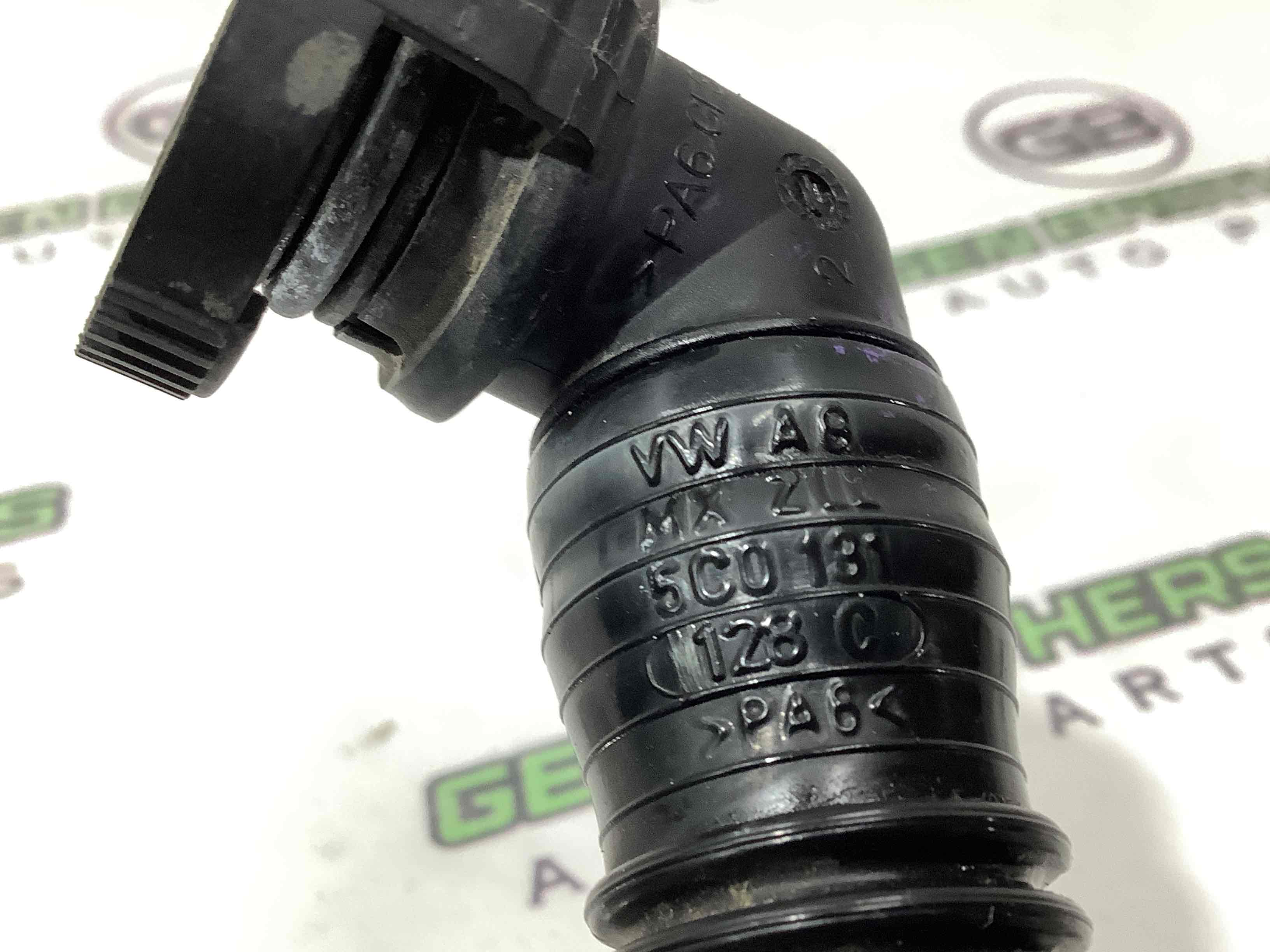 Патрубок трубопровід, шланг