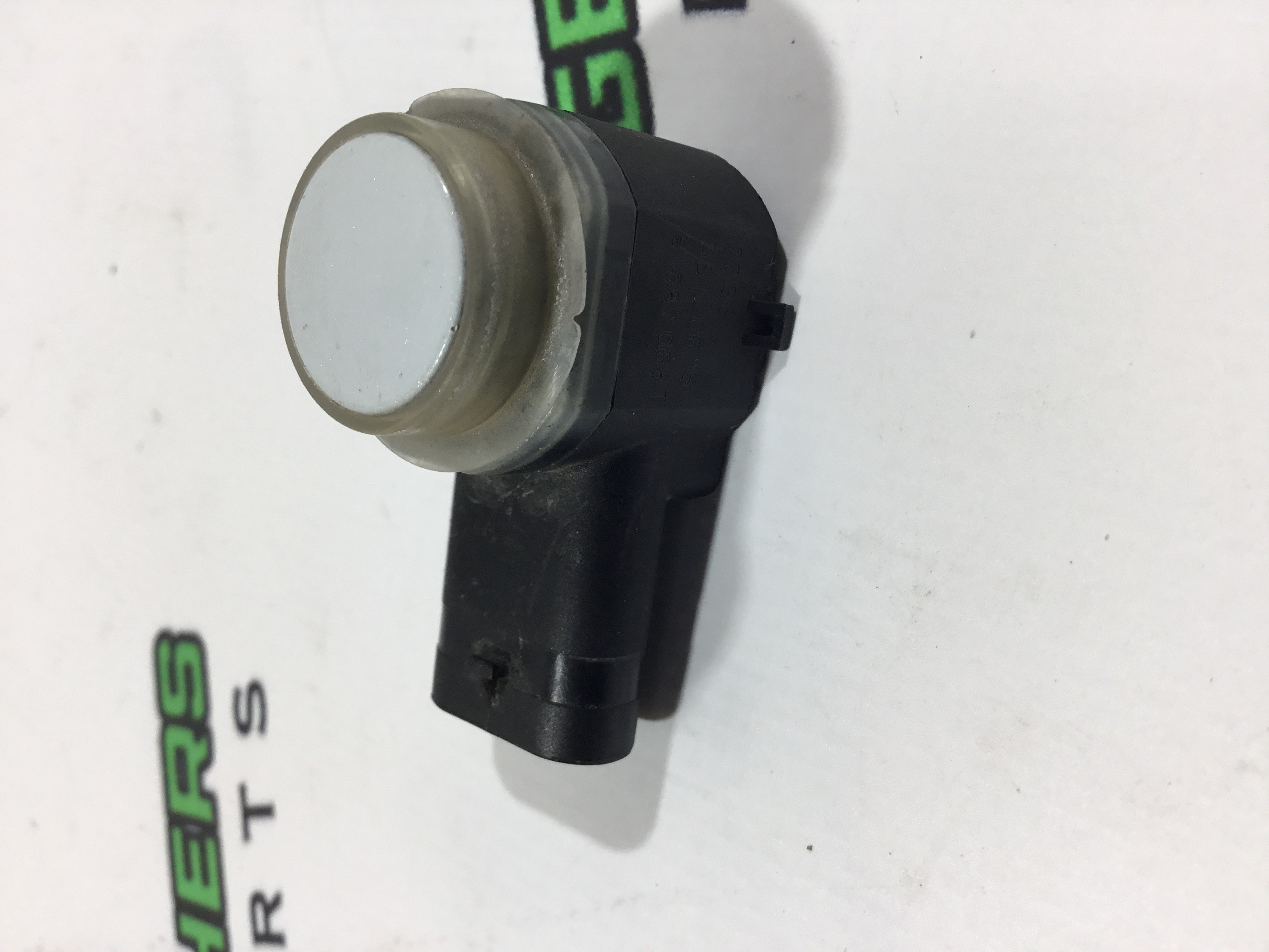 Парктроник, крепеж, корпус