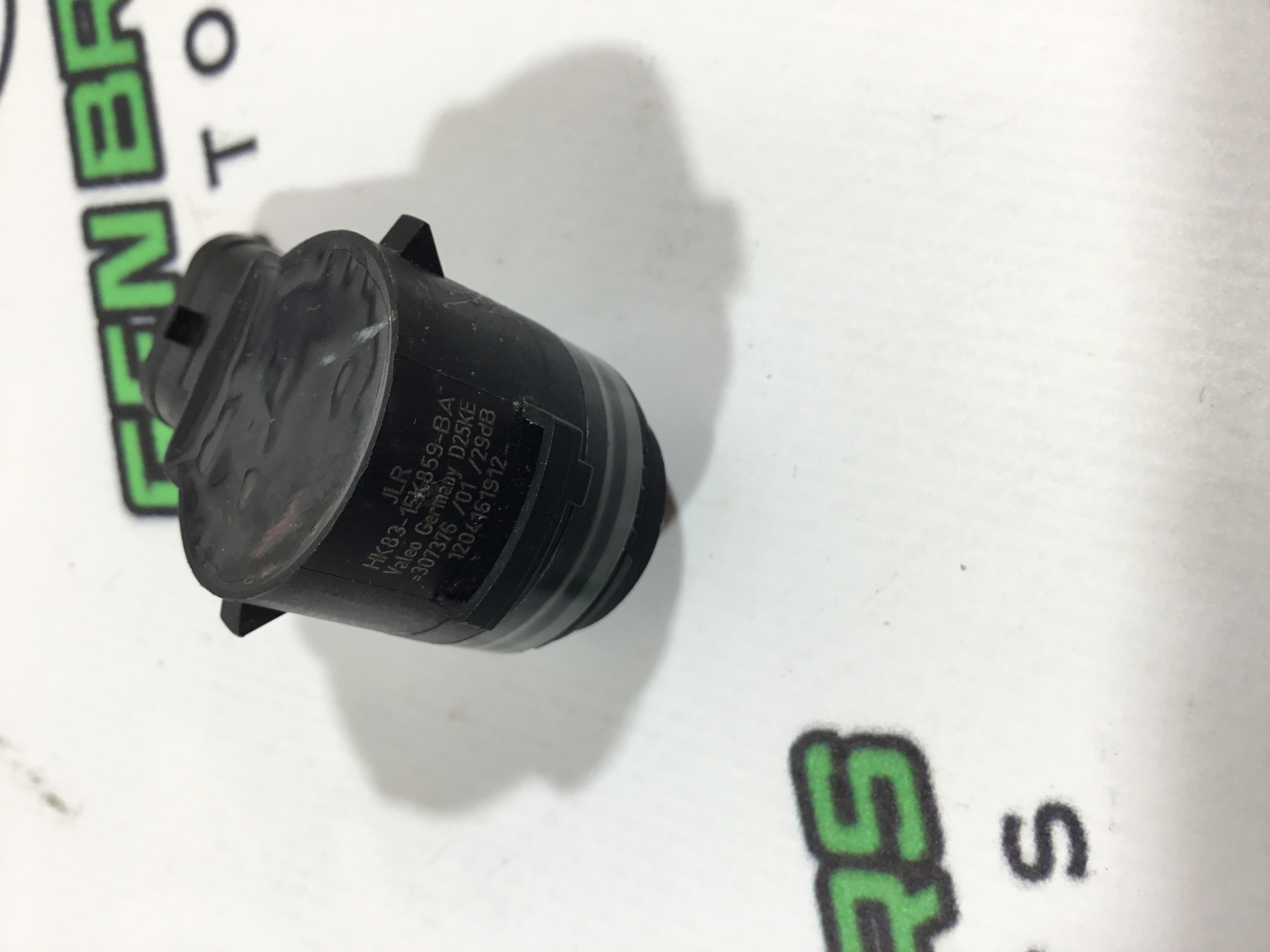 Парктронік, кріплення, корпус