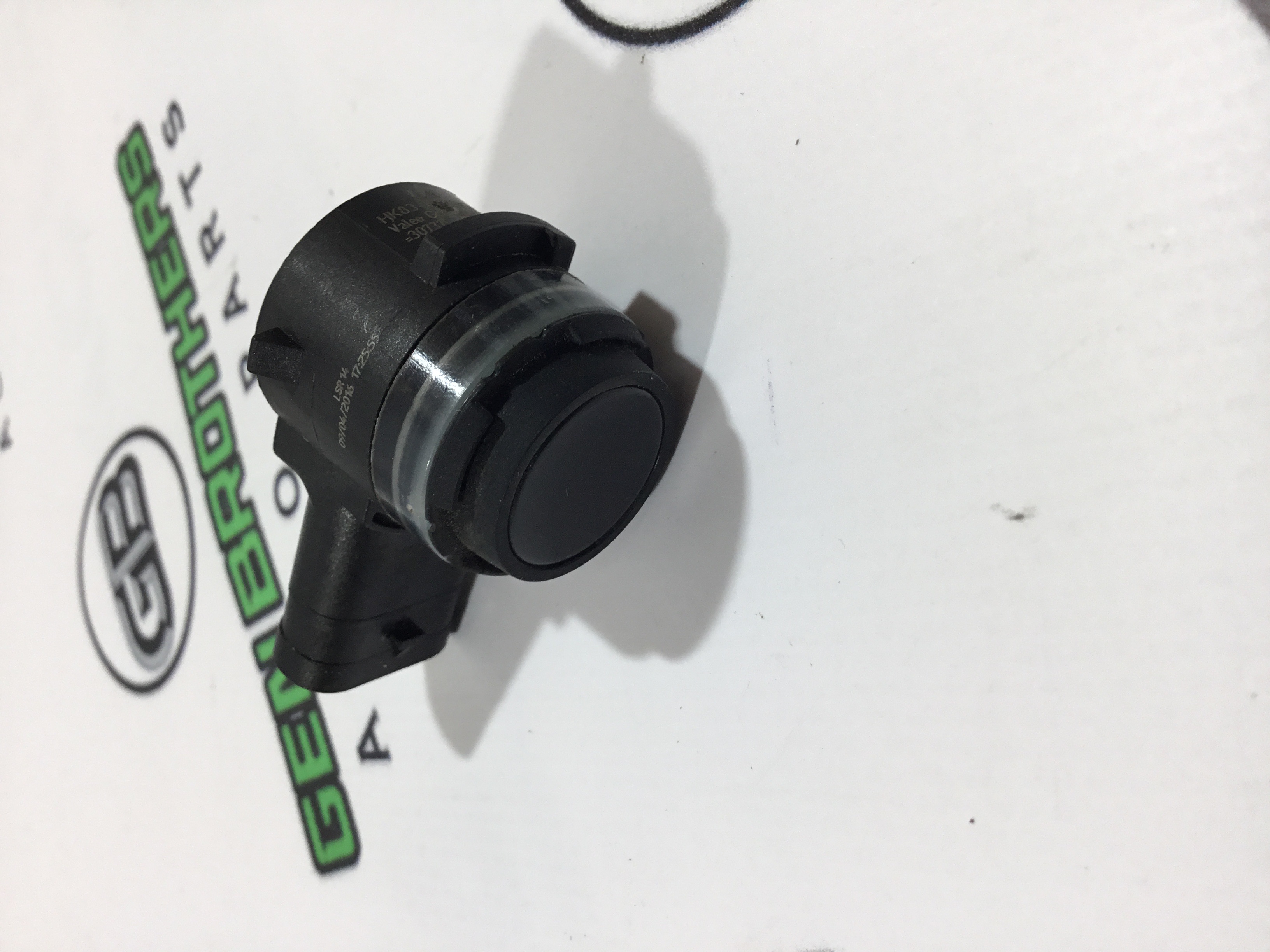 Парктронік, кріплення, корпус