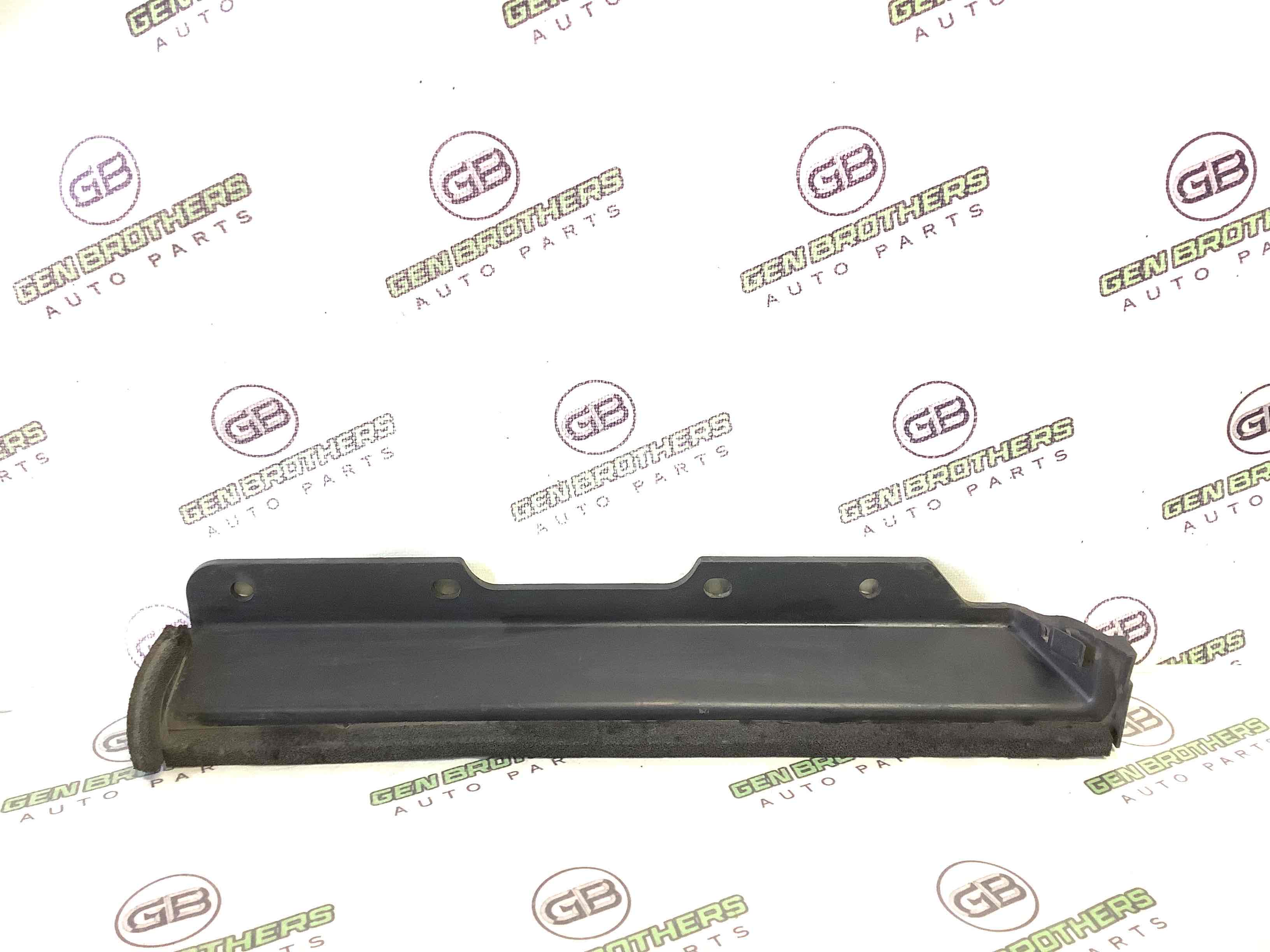 Дефлектор обдува радіатора