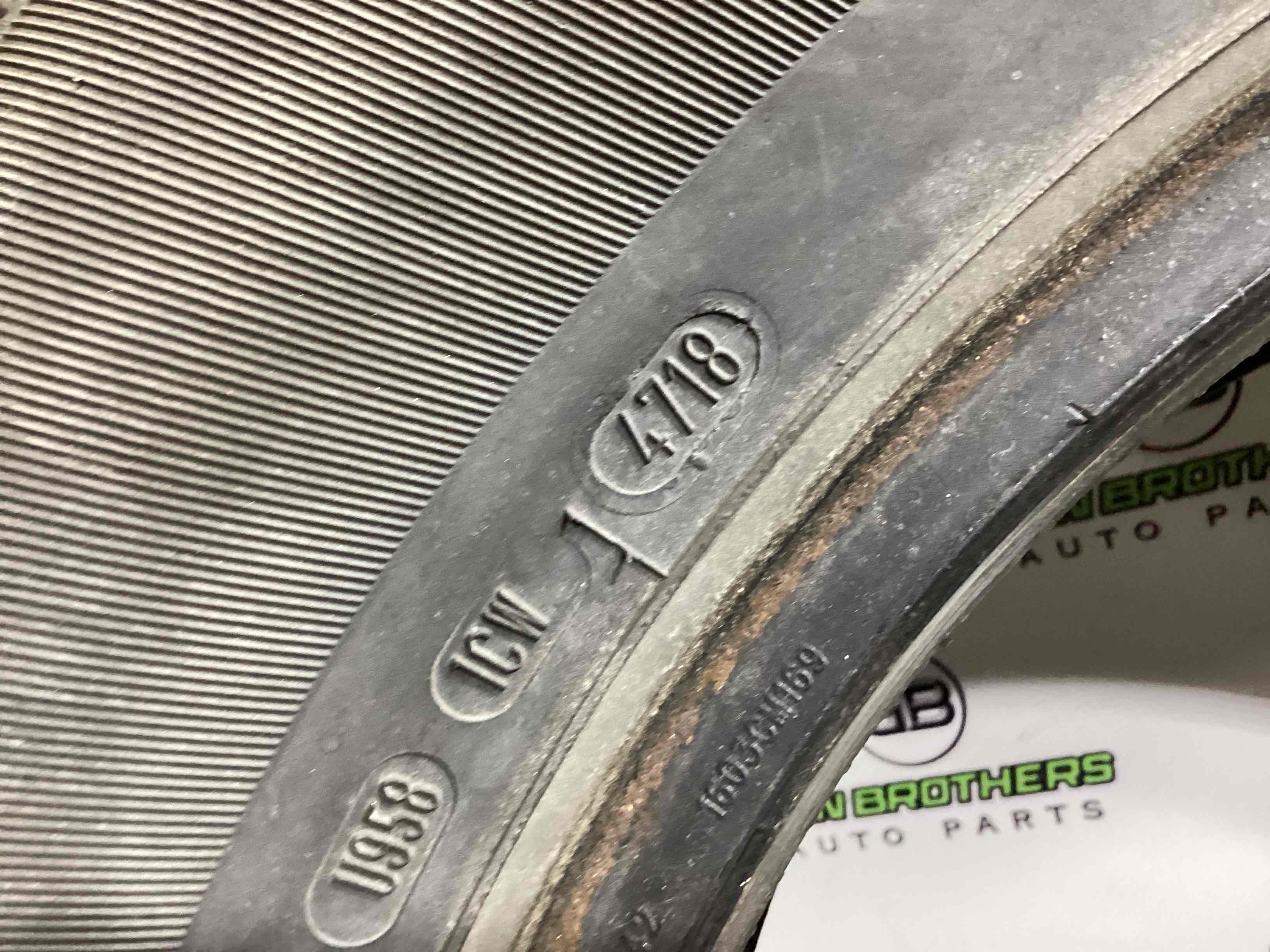 Шини, гума, покришки