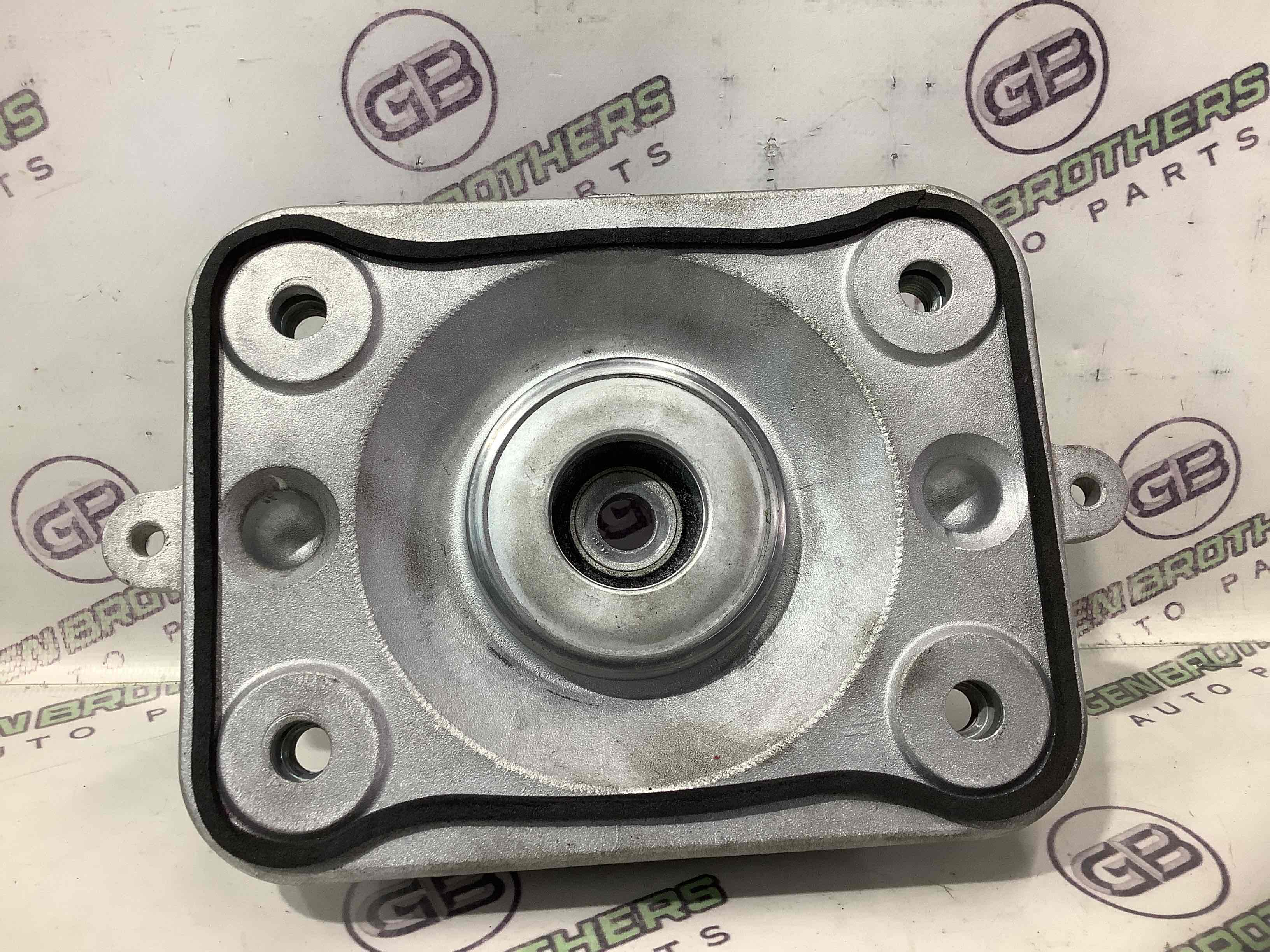 Опора заднього амортизатора